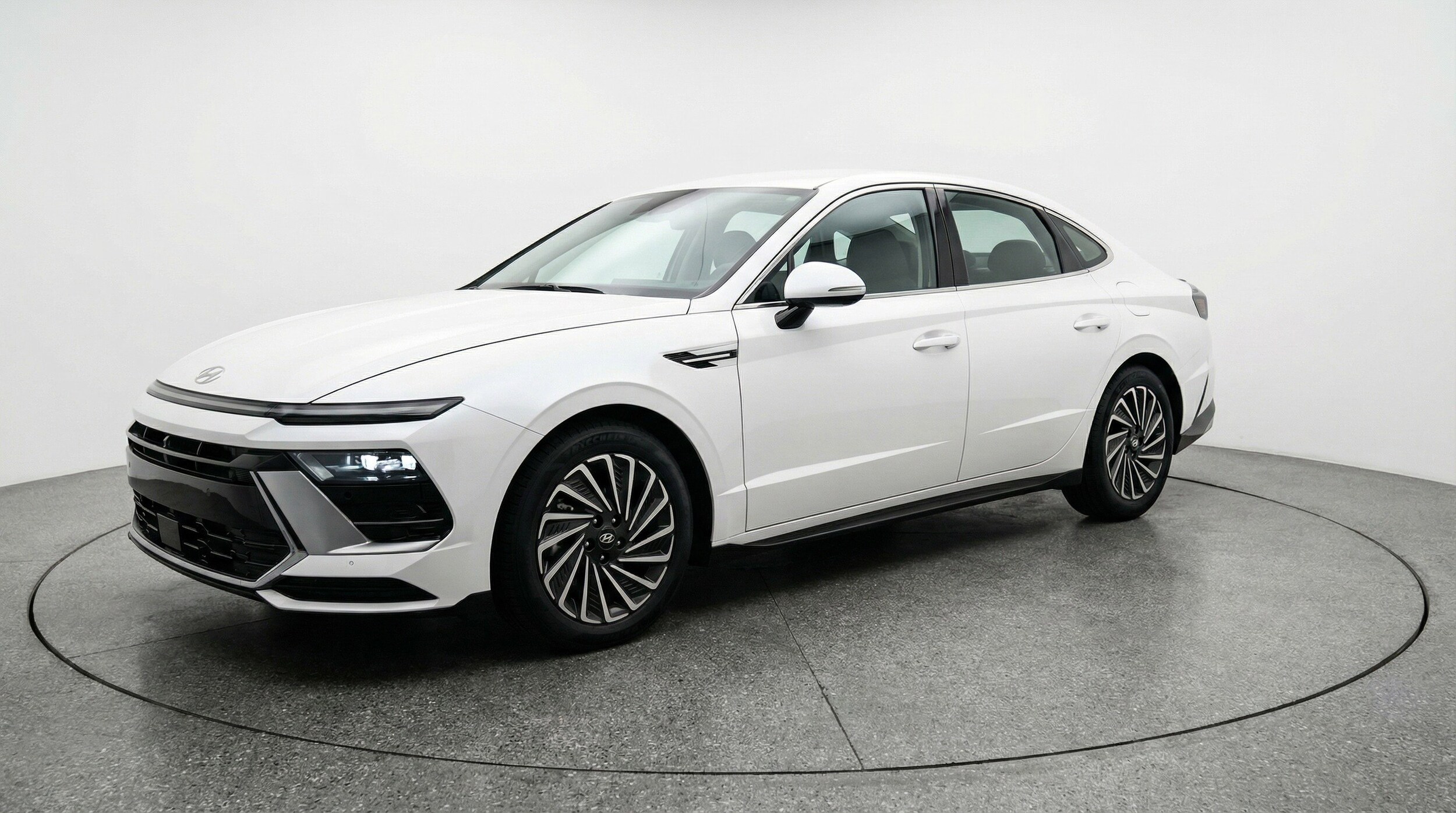 Thumbnail: 2025 Hyundai Sonata - 3