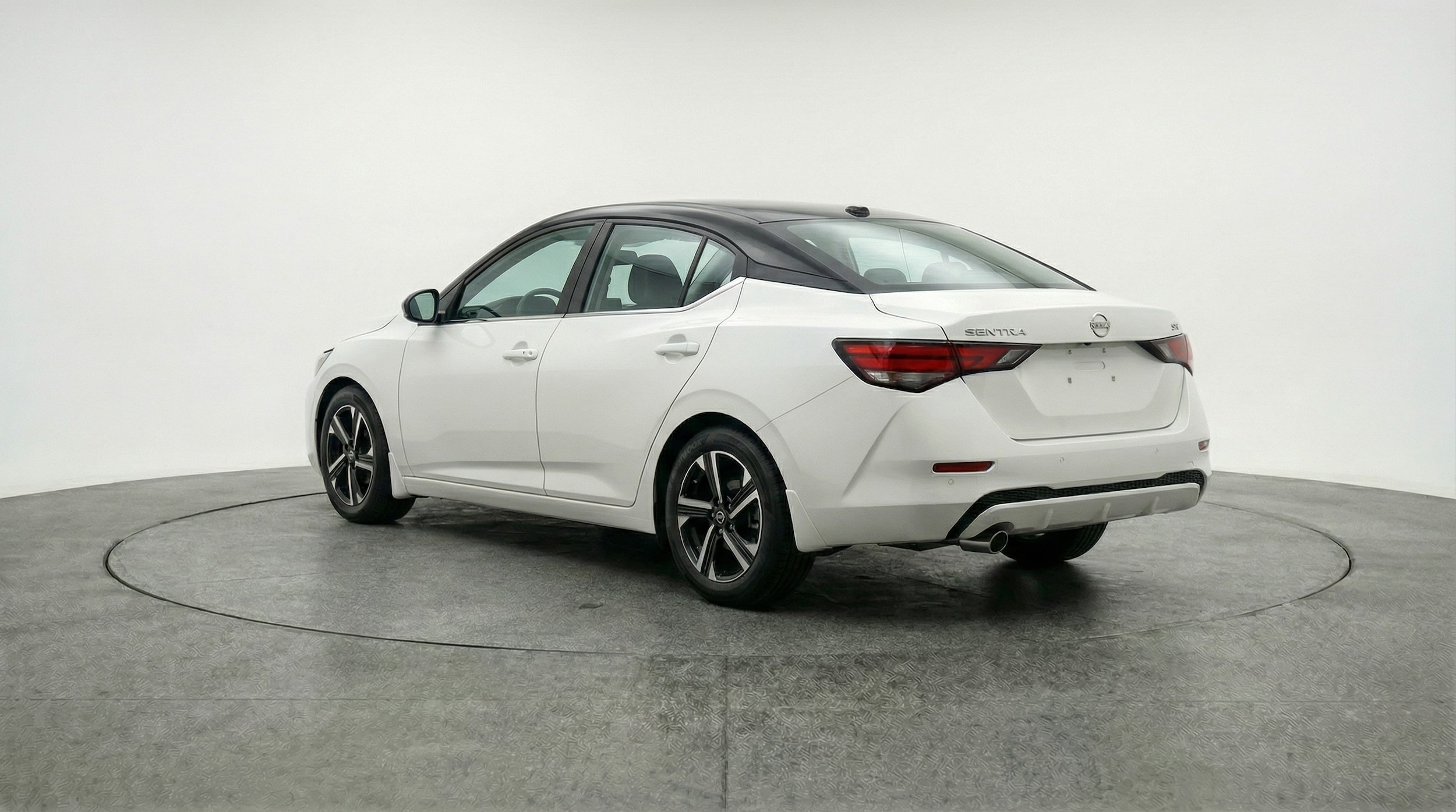 Thumbnail: 2025 Nissan Sentra - 5