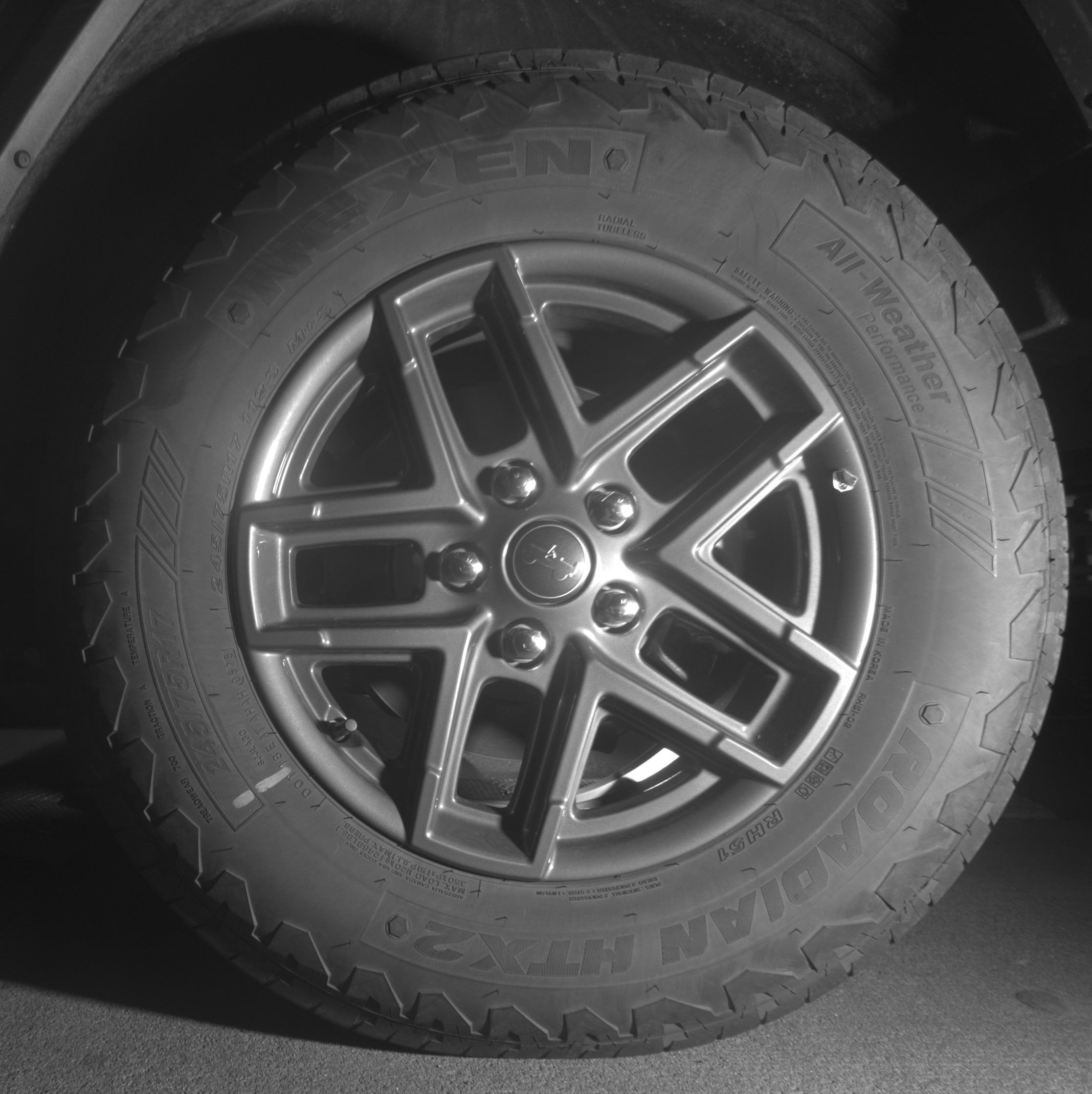 Thumbnail: 2025 Jeep Wrangler - 14