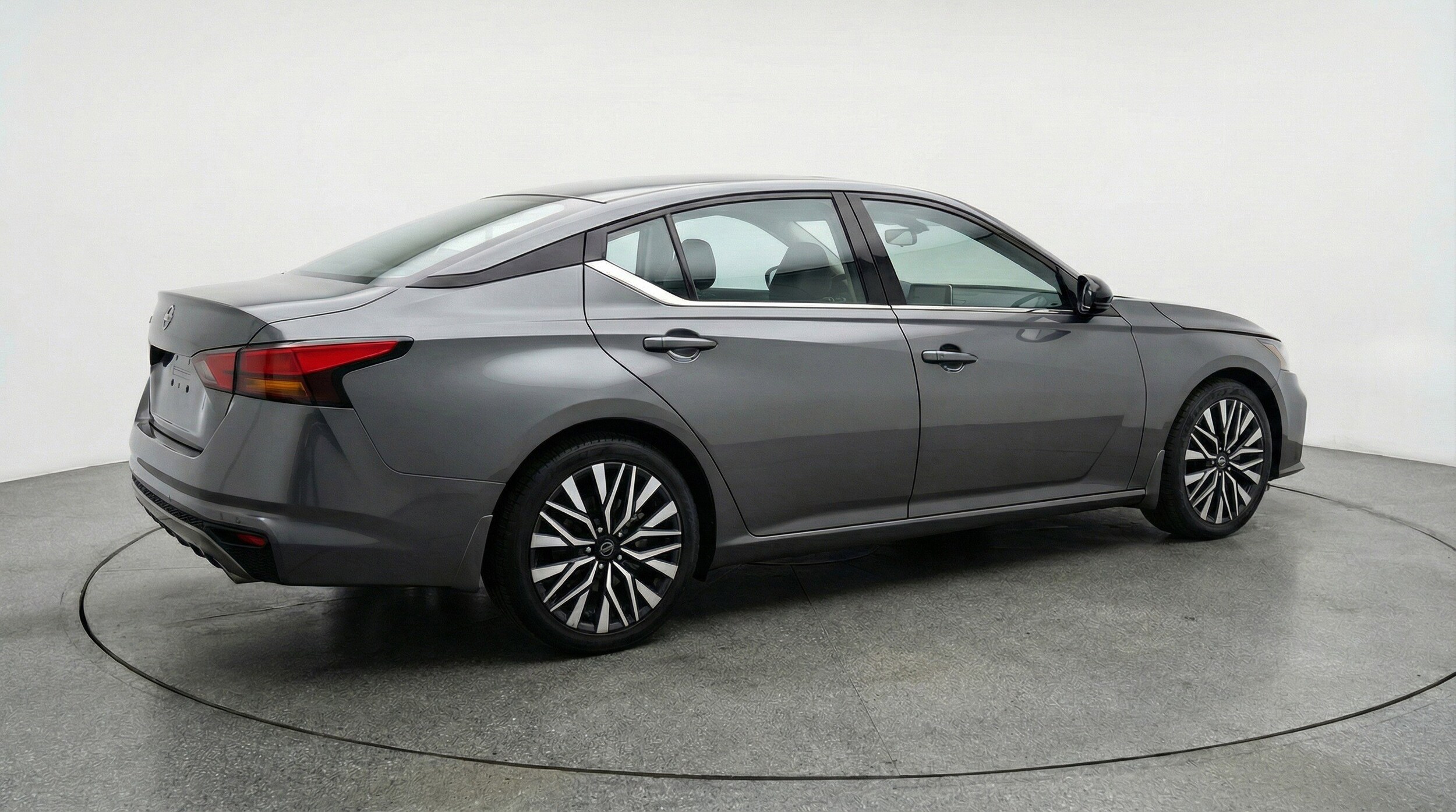 Thumbnail: 2025 Nissan Altima - 9