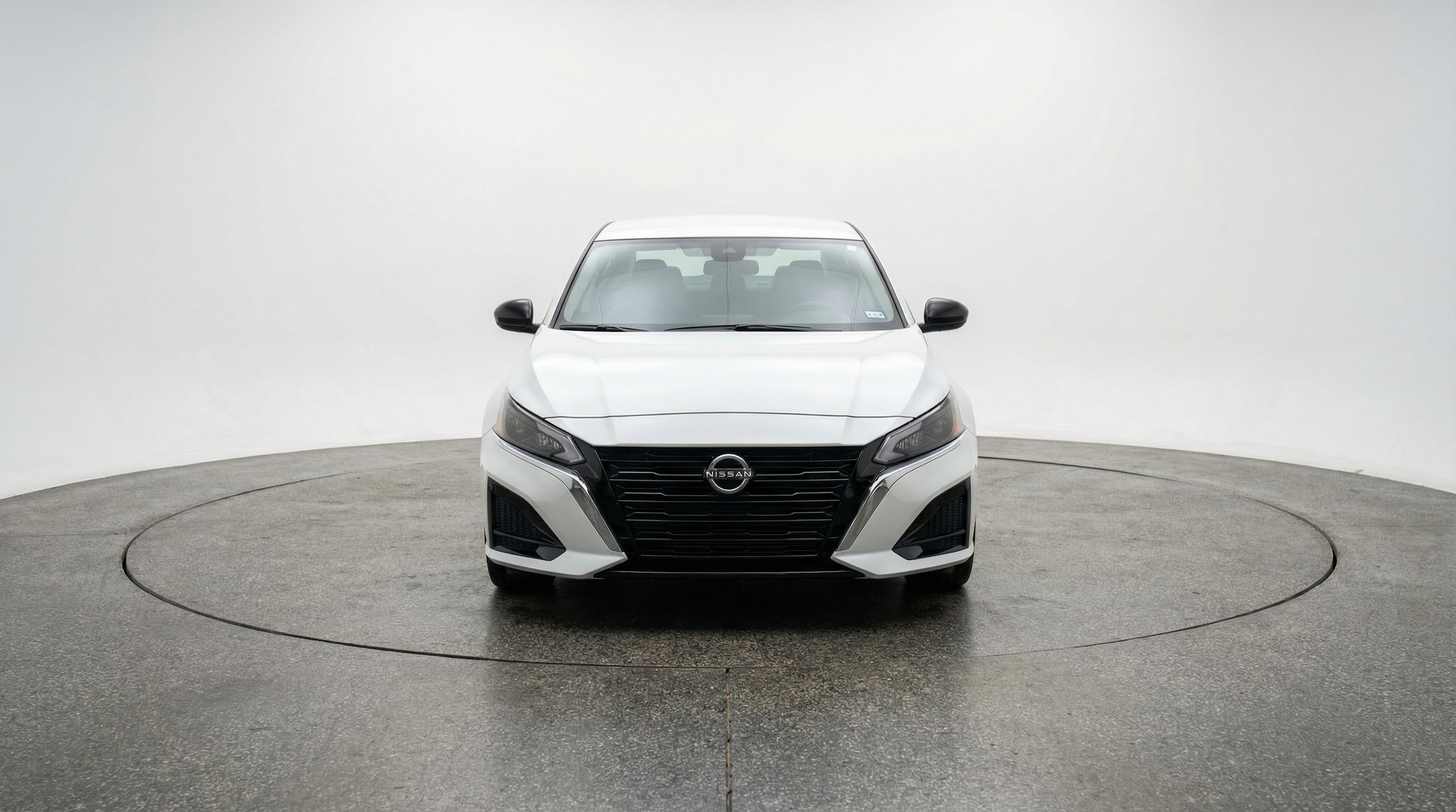 Thumbnail: 2025 Nissan Altima - 2