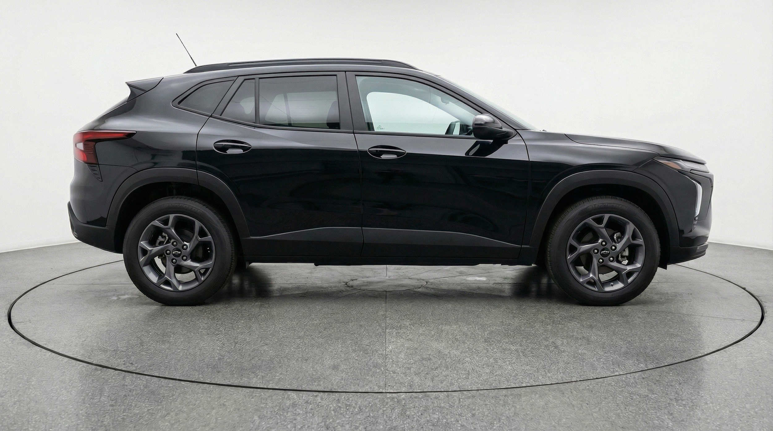 Thumbnail: 2025 Chevrolet Trax - 11