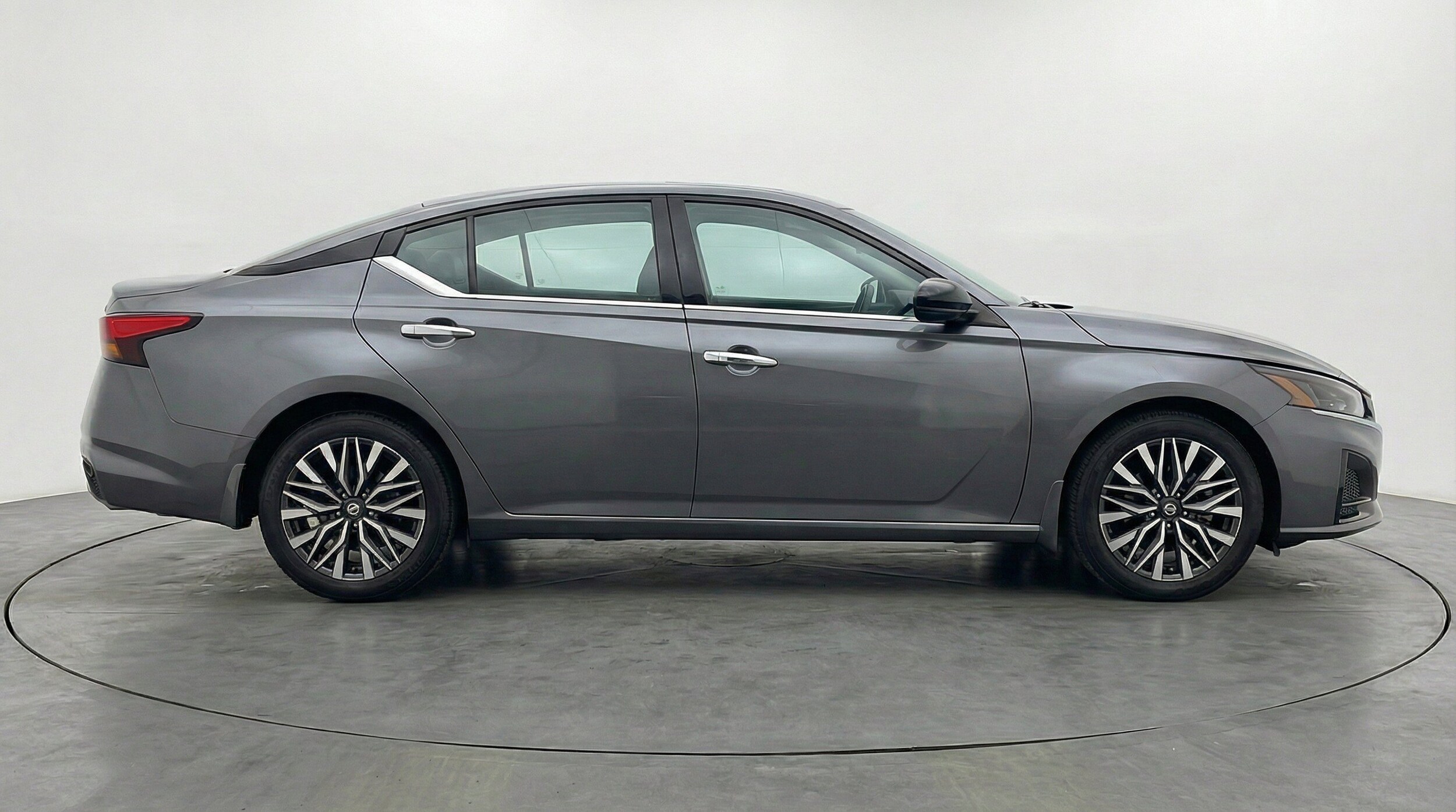 Thumbnail: 2025 Nissan Altima - 11