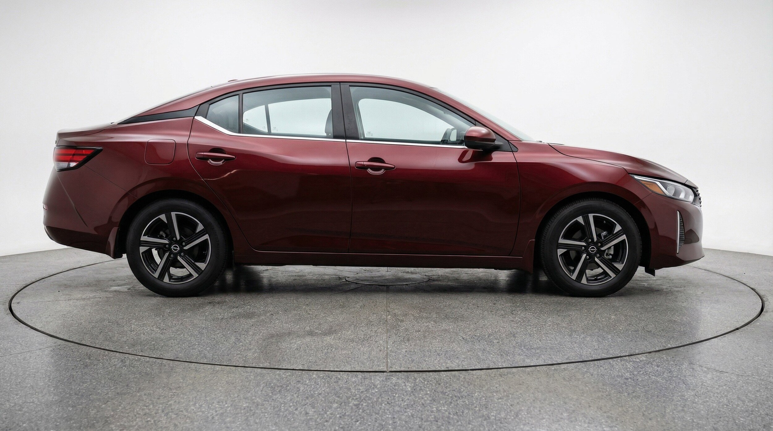 Thumbnail: 2025 Nissan Sentra - 11