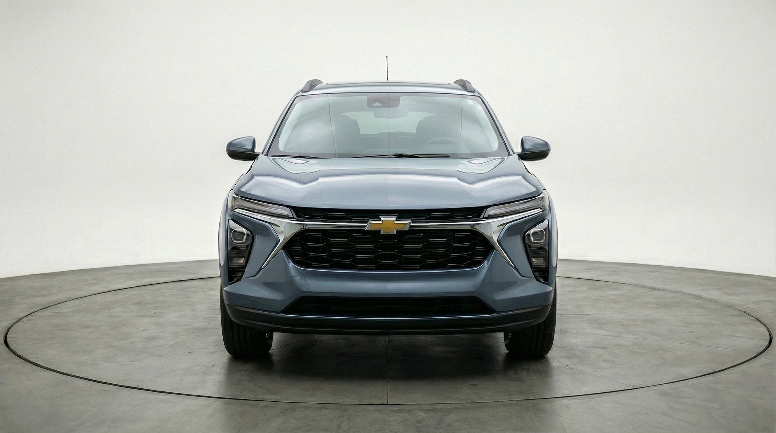 Thumbnail: 2025 Chevrolet Trax - 2