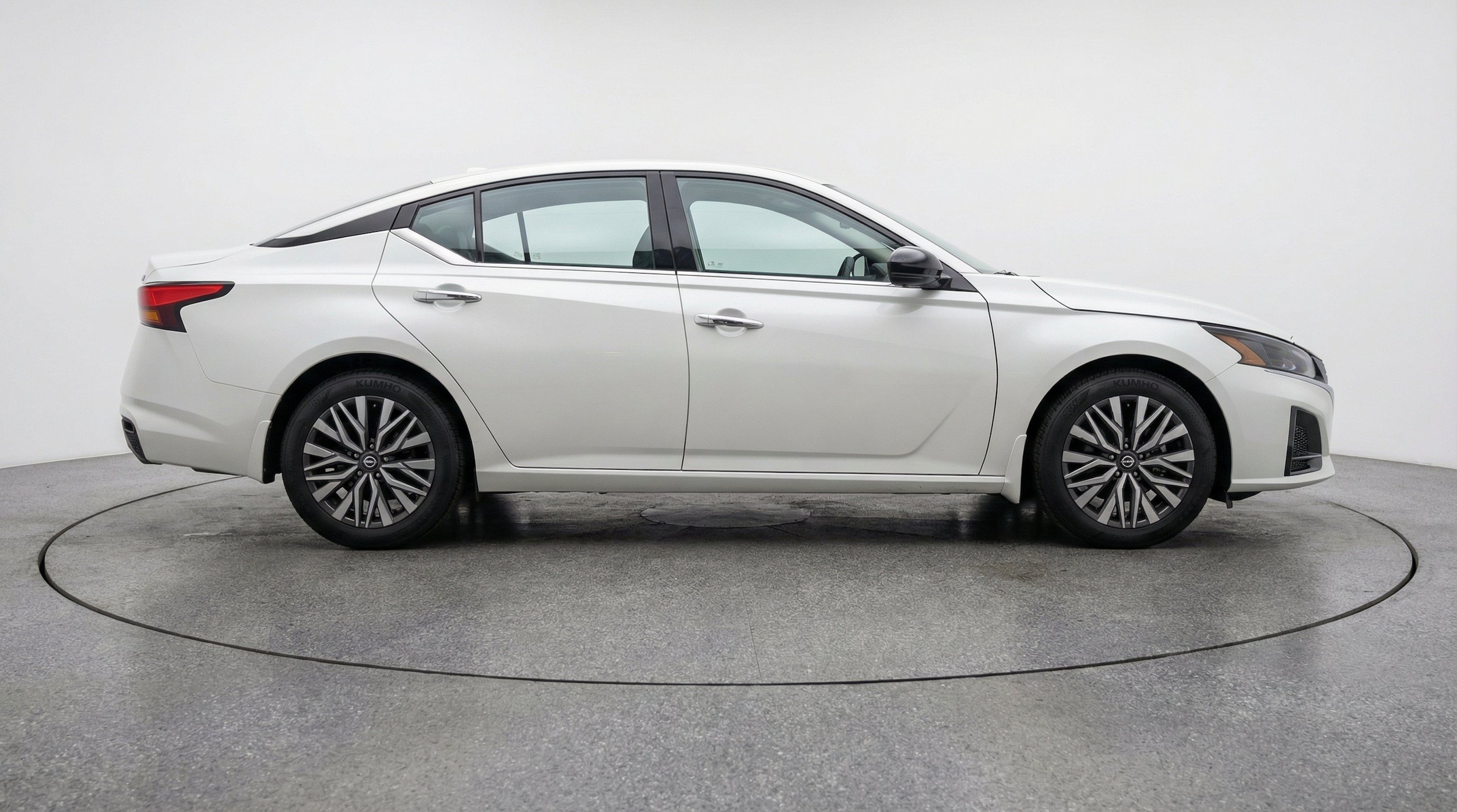 Thumbnail: 2025 Nissan Altima - 11