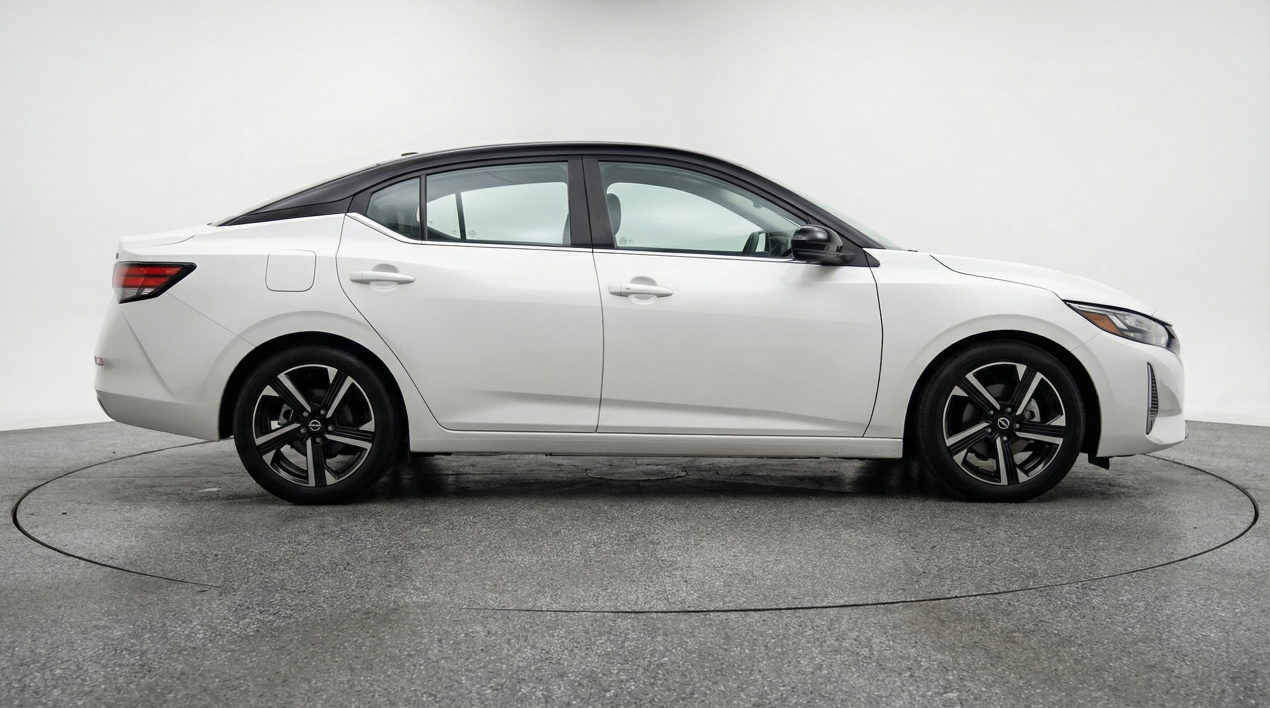 Thumbnail: 2025 Nissan Sentra - 8