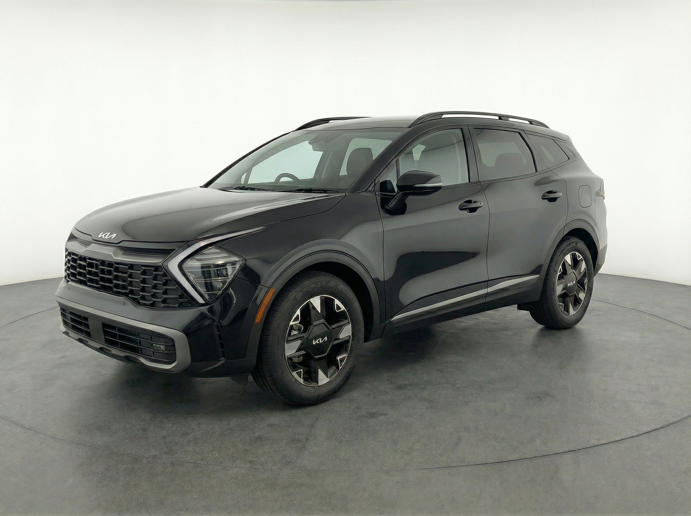 Thumbnail: 2026 Kia Sportage - 3