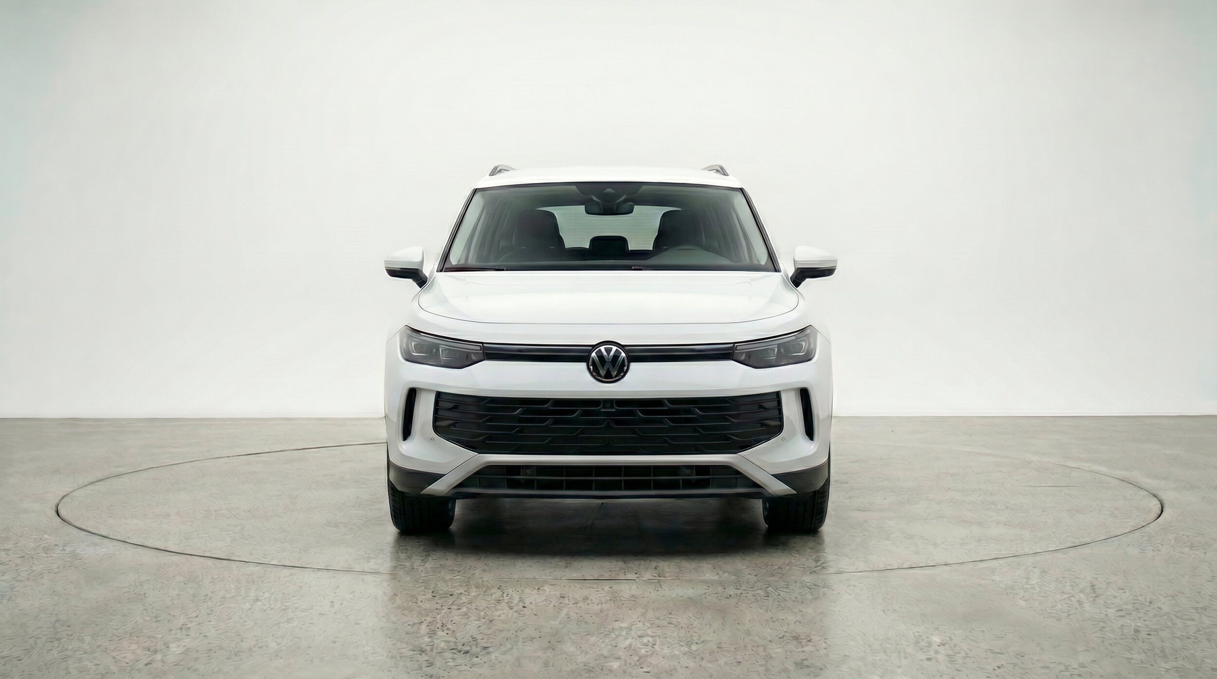 Thumbnail: 2026 Volkswagen Tiguan - 2