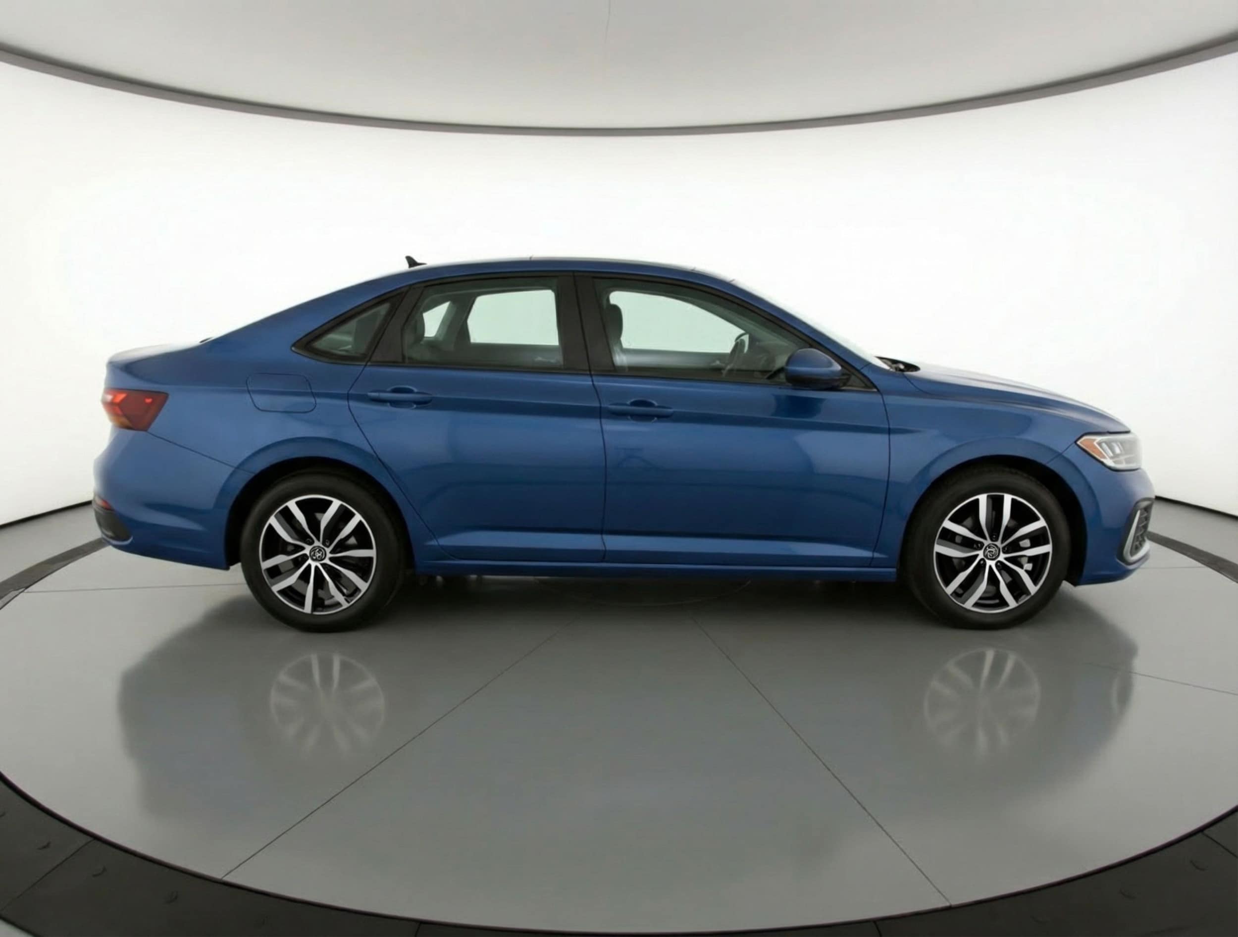 Thumbnail: 2025 Volkswagen Jetta - 8