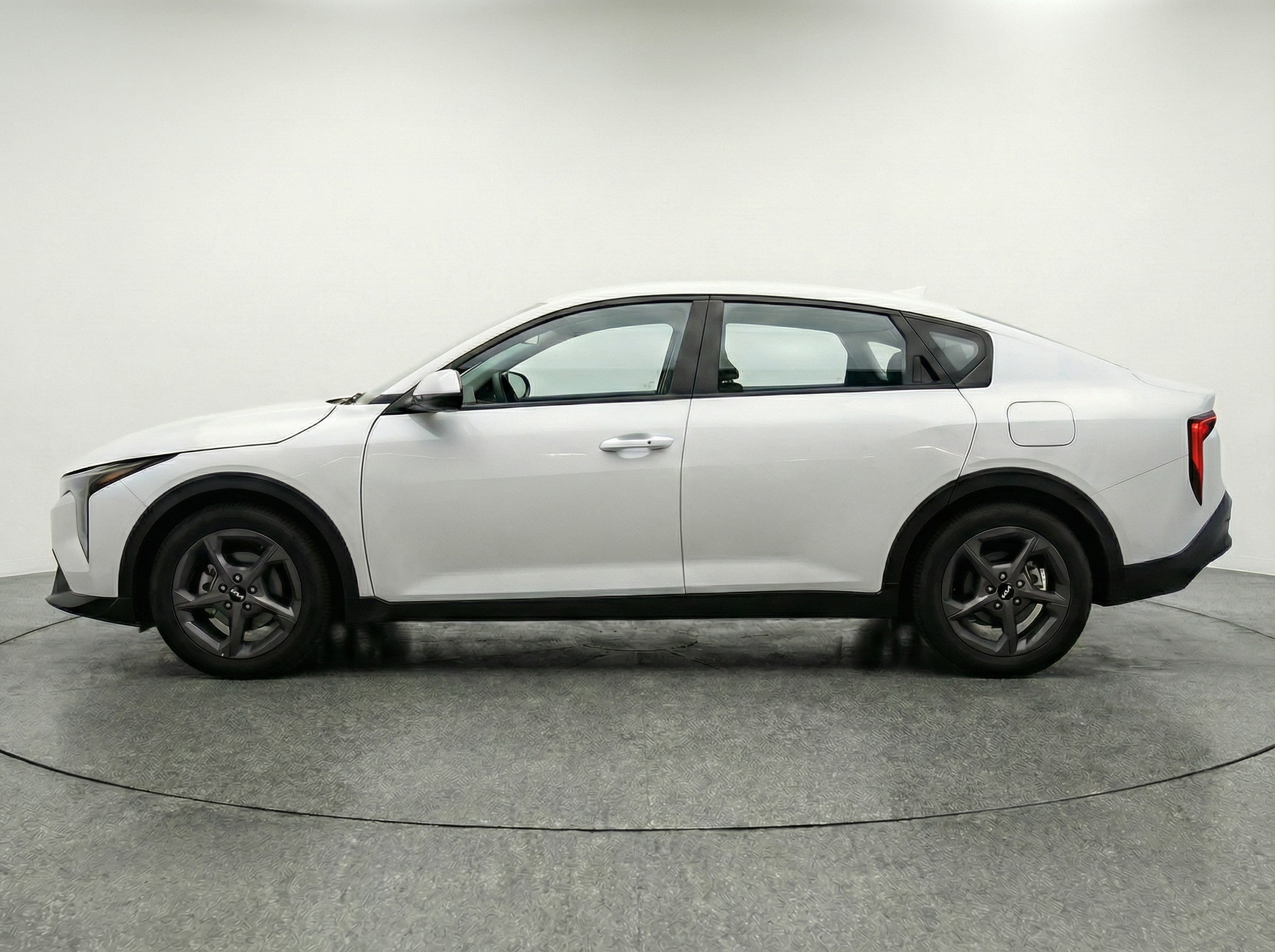 Thumbnail: 2025 Kia K4 - 4