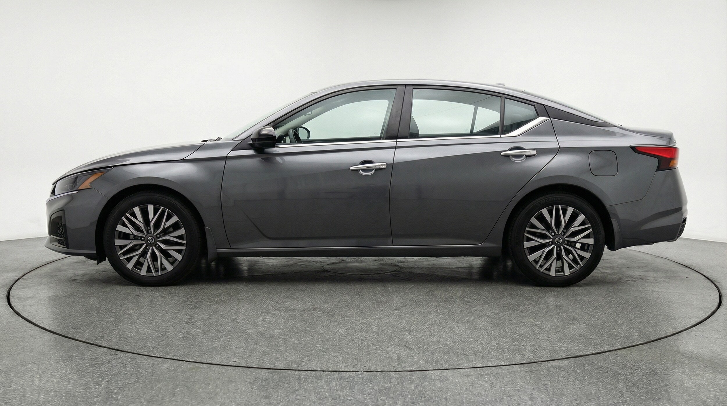 Thumbnail: 2025 Nissan Altima - 4