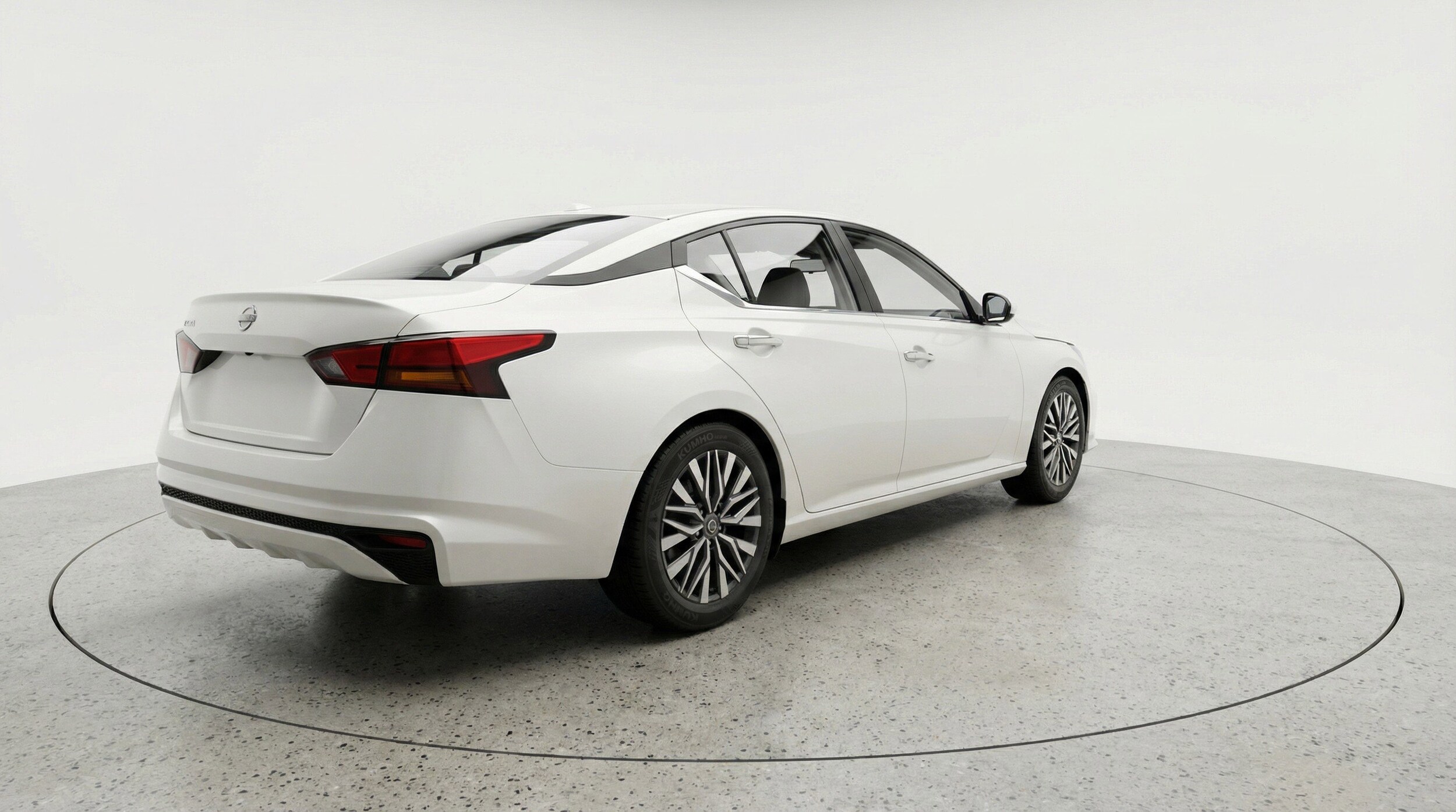 Thumbnail: 2025 Nissan Altima - 9