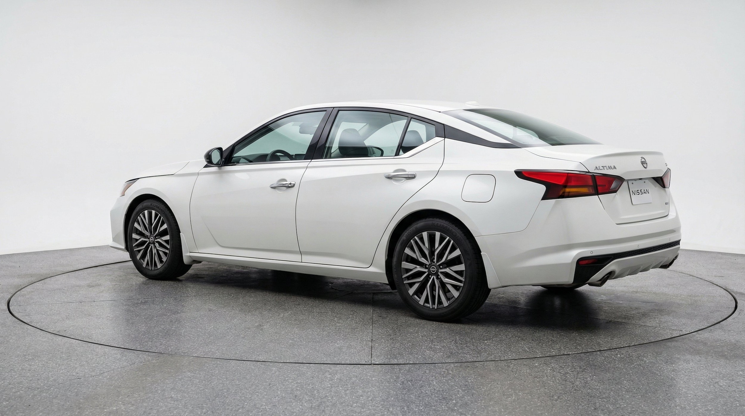 Thumbnail: 2025 Nissan Altima - 6