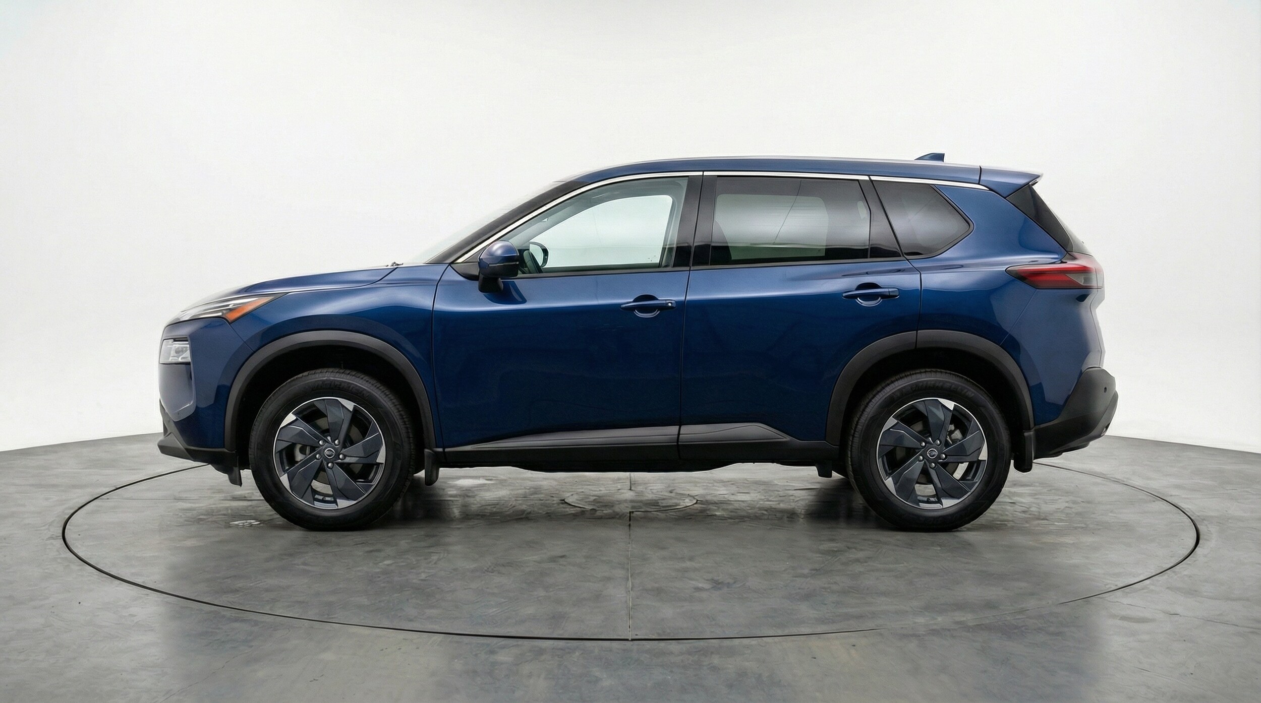 Thumbnail: 2025 Nissan Rogue - 4