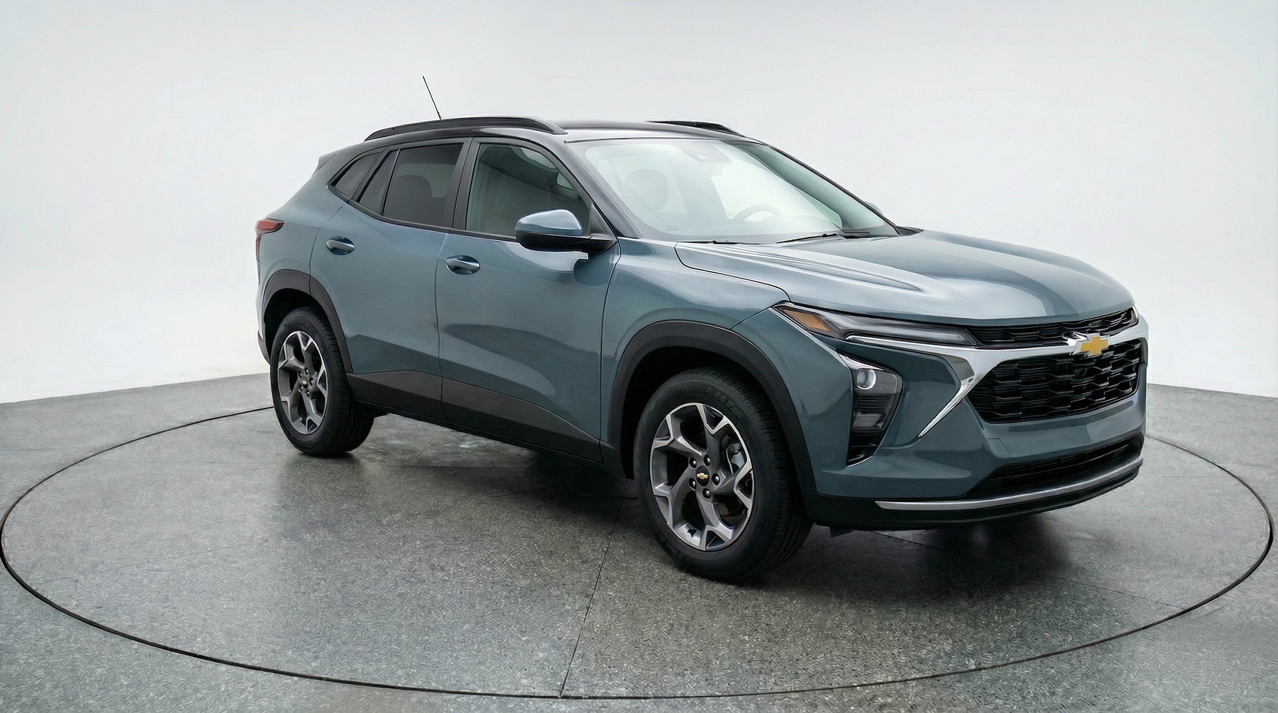 Thumbnail: 2025 Chevrolet Trax - 1