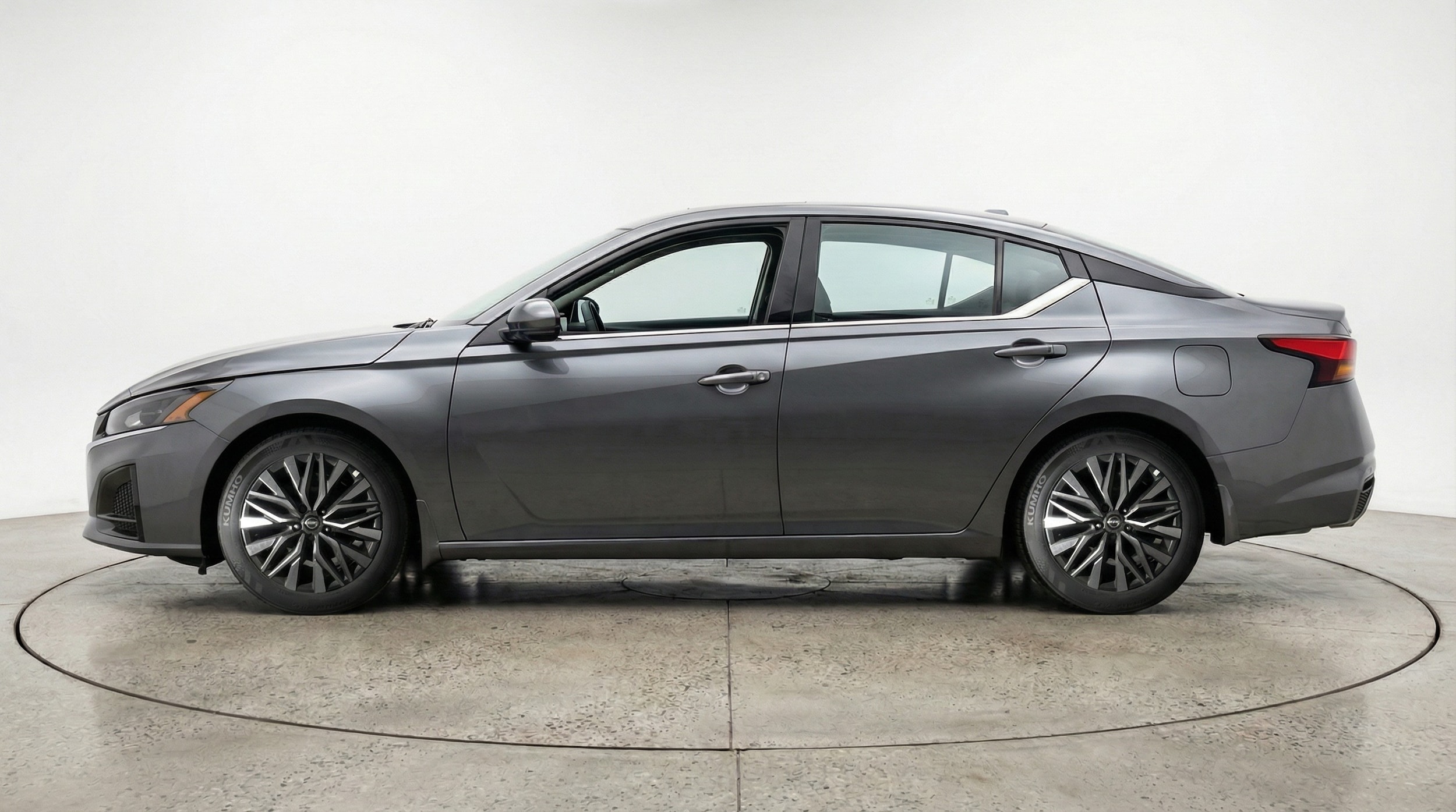 Thumbnail: 2025 Nissan Altima - 4