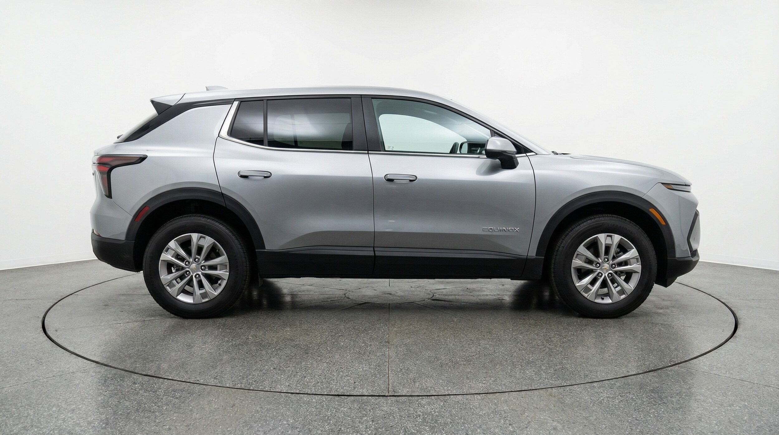 Thumbnail: 2025 Chevrolet Equinox - 8