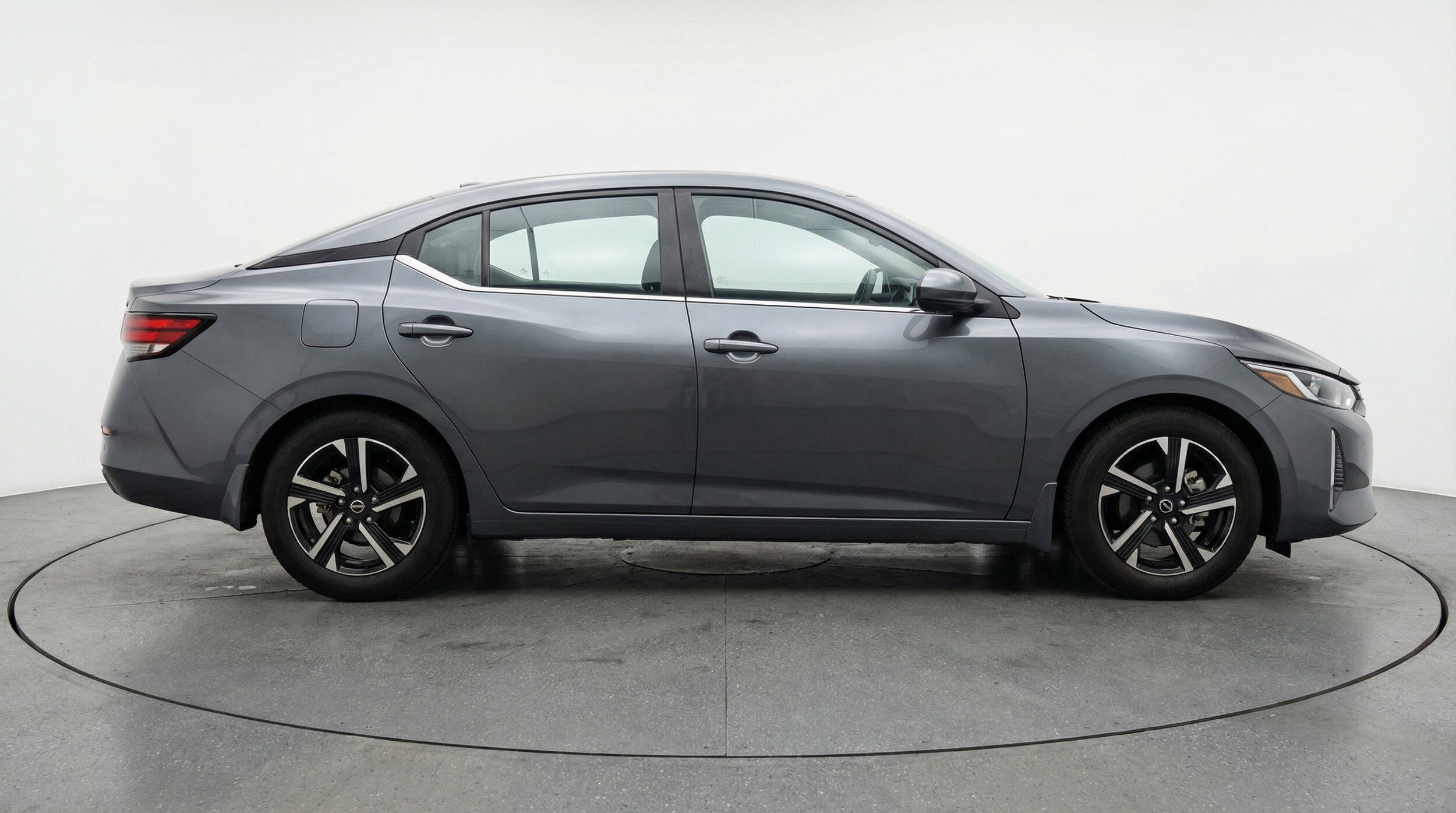 Thumbnail: 2025 Nissan Sentra - 11