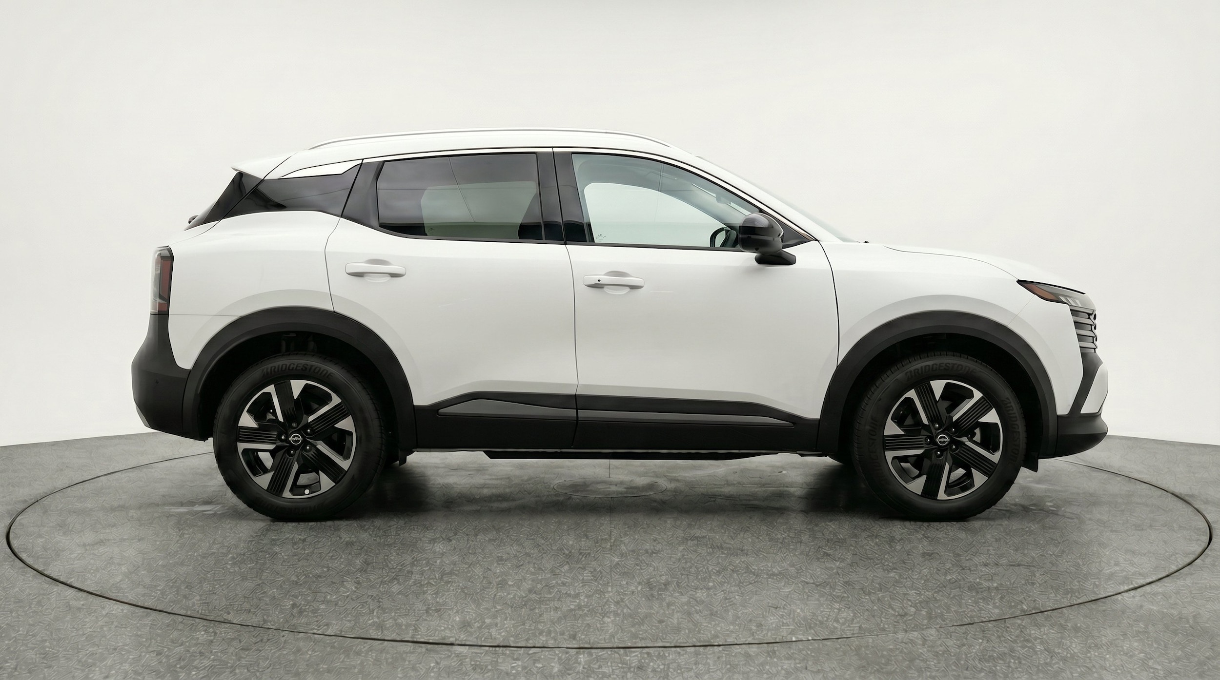 Thumbnail: 2026 Nissan Kicks - 11