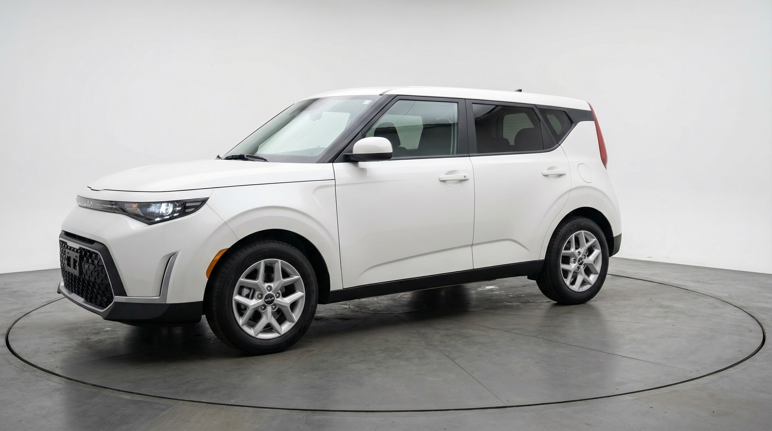 Thumbnail: 2025 Kia Soul - 3