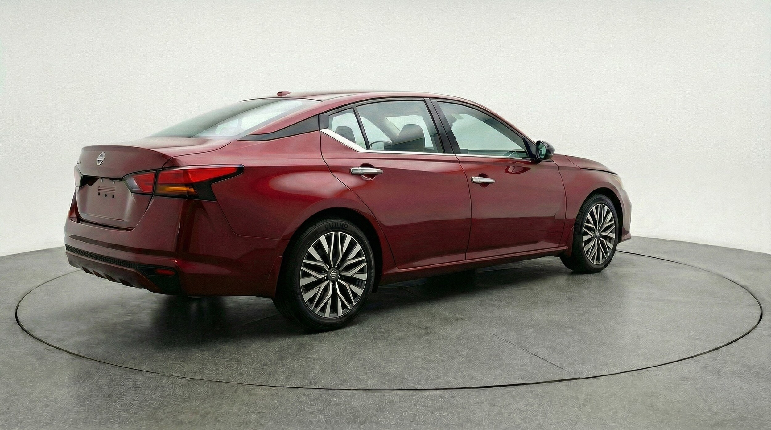 Thumbnail: 2025 Nissan Altima - 9