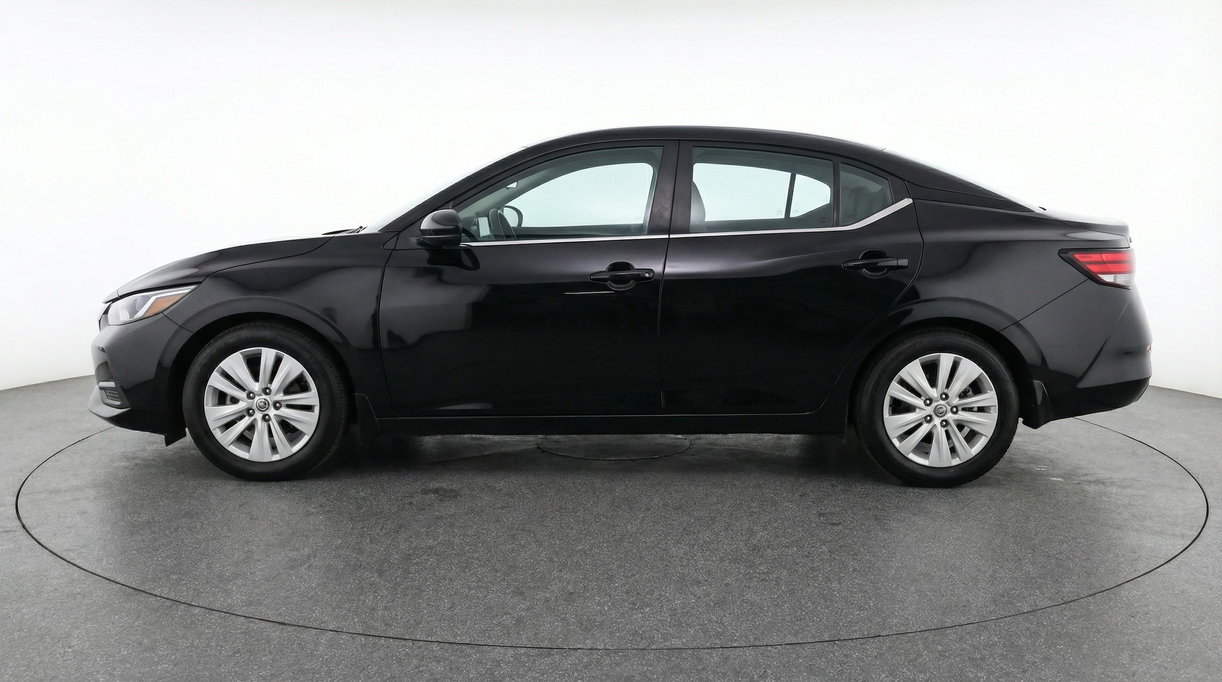 Thumbnail: 2025 Nissan Sentra - 4