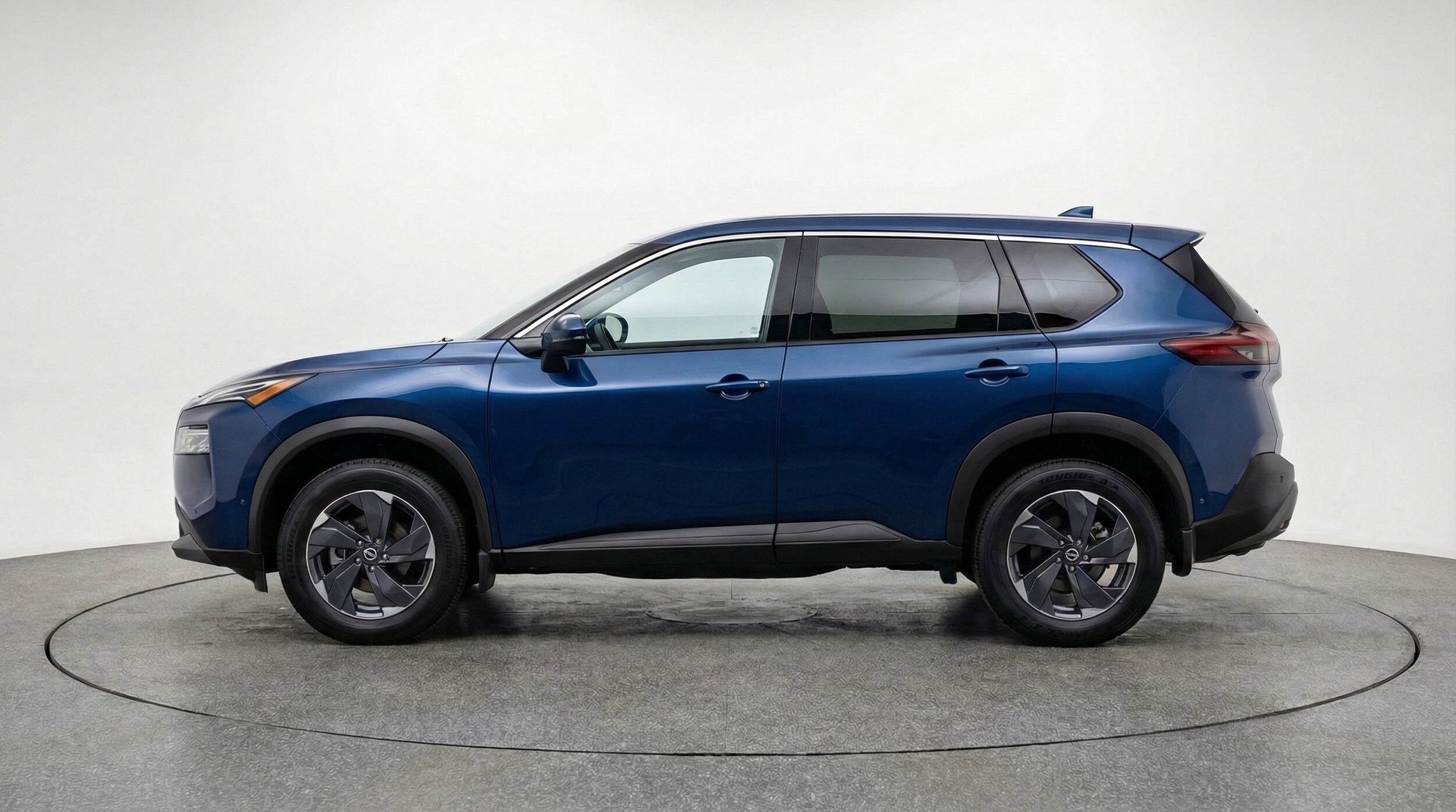 Thumbnail: 2025 Nissan Rogue - 5