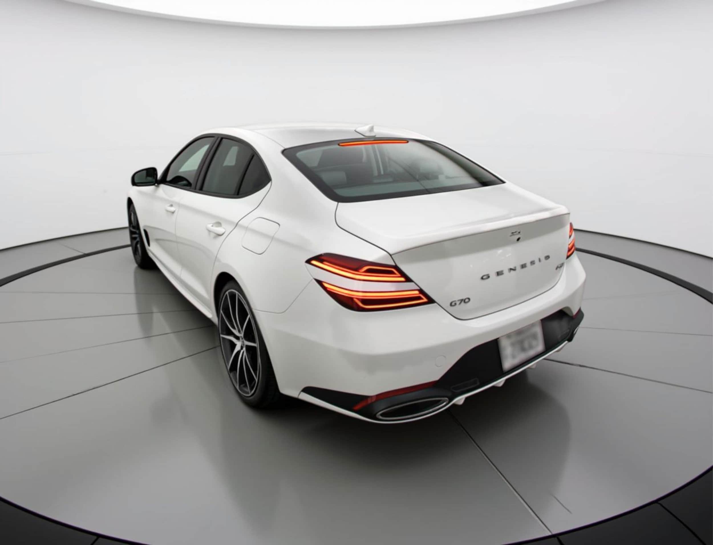 Thumbnail: 2025 Genesis G70 - 5