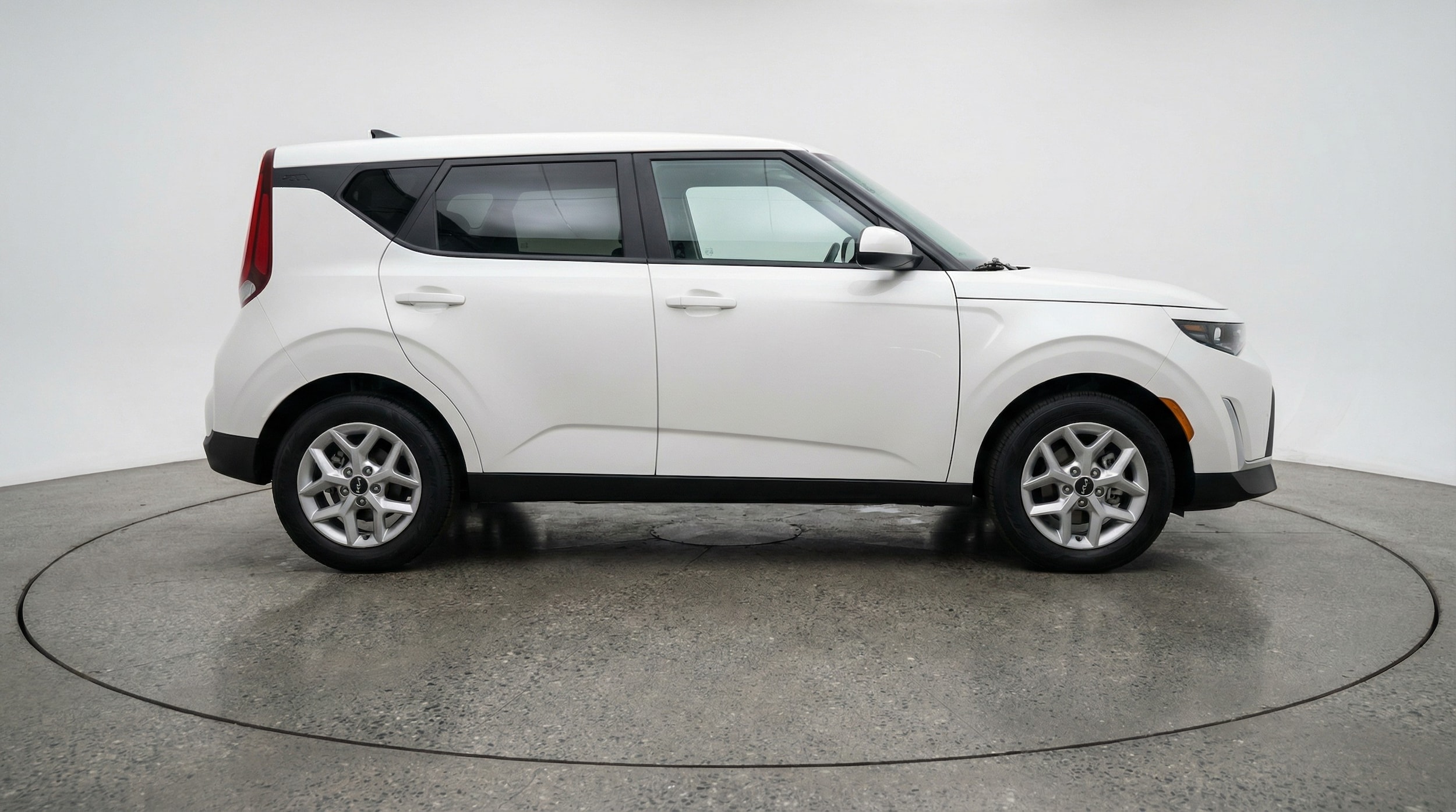 Thumbnail: 2025 Kia Soul - 8