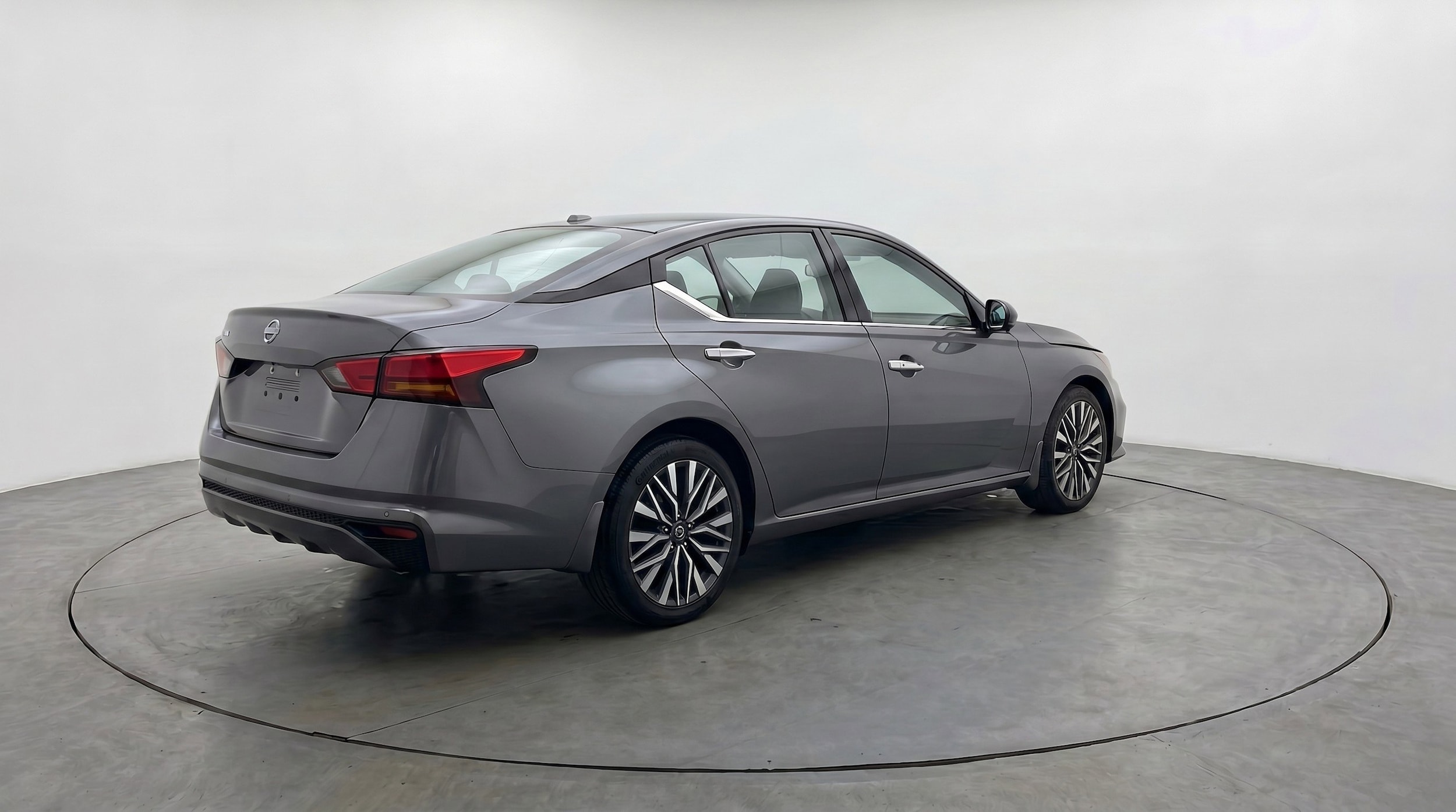 Thumbnail: 2025 Nissan Altima - 9