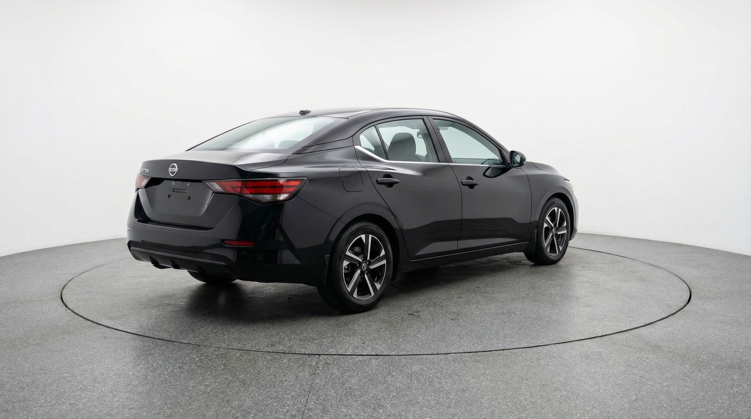 Thumbnail: 2025 Nissan Sentra - 9