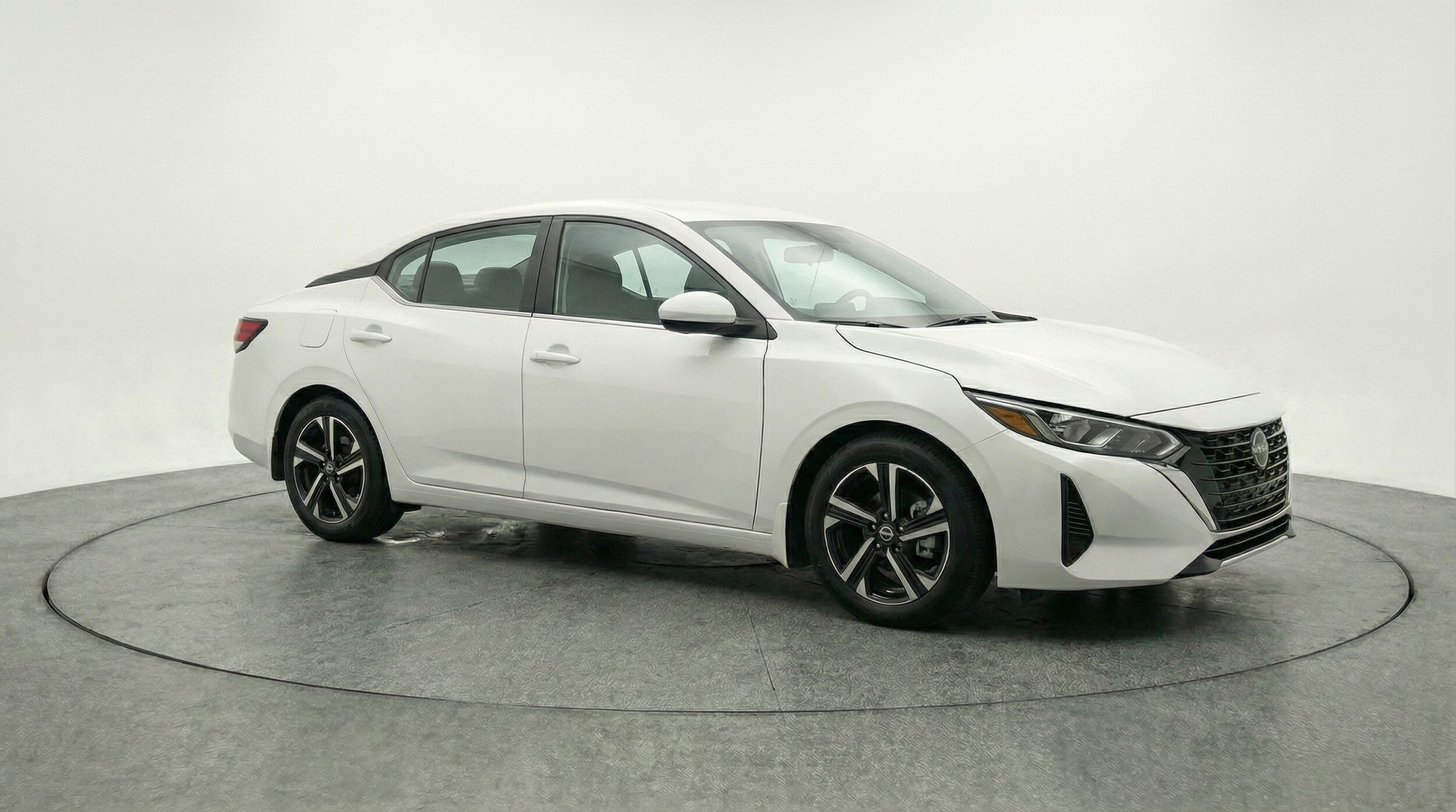 Thumbnail: 2025 Nissan Sentra - 1