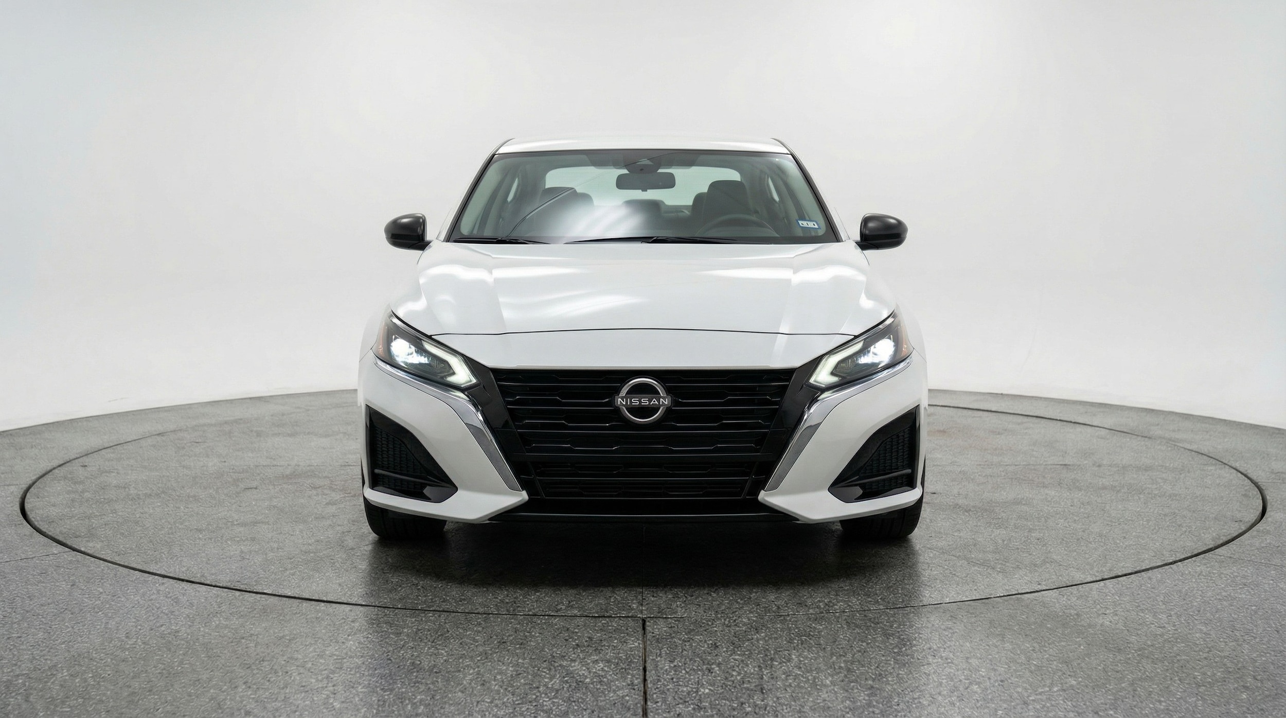 Thumbnail: 2025 Nissan Altima - 2