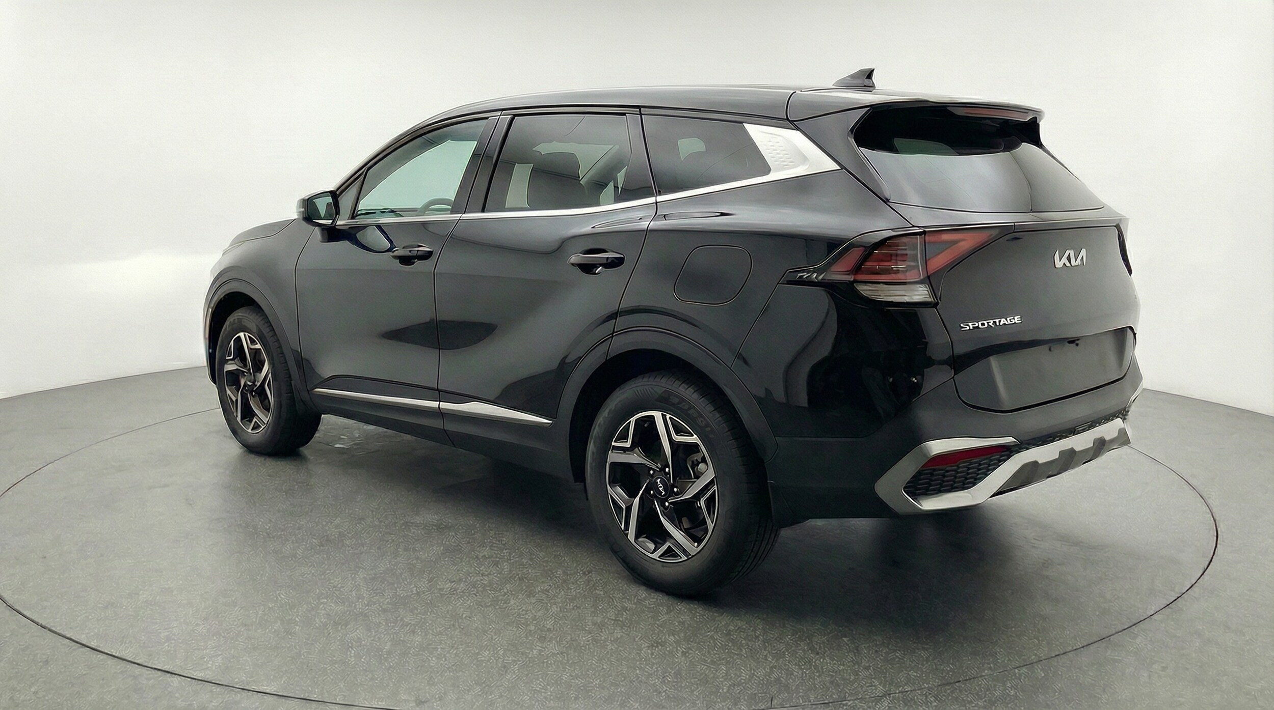 Thumbnail: 2025 Kia Sportage - 5