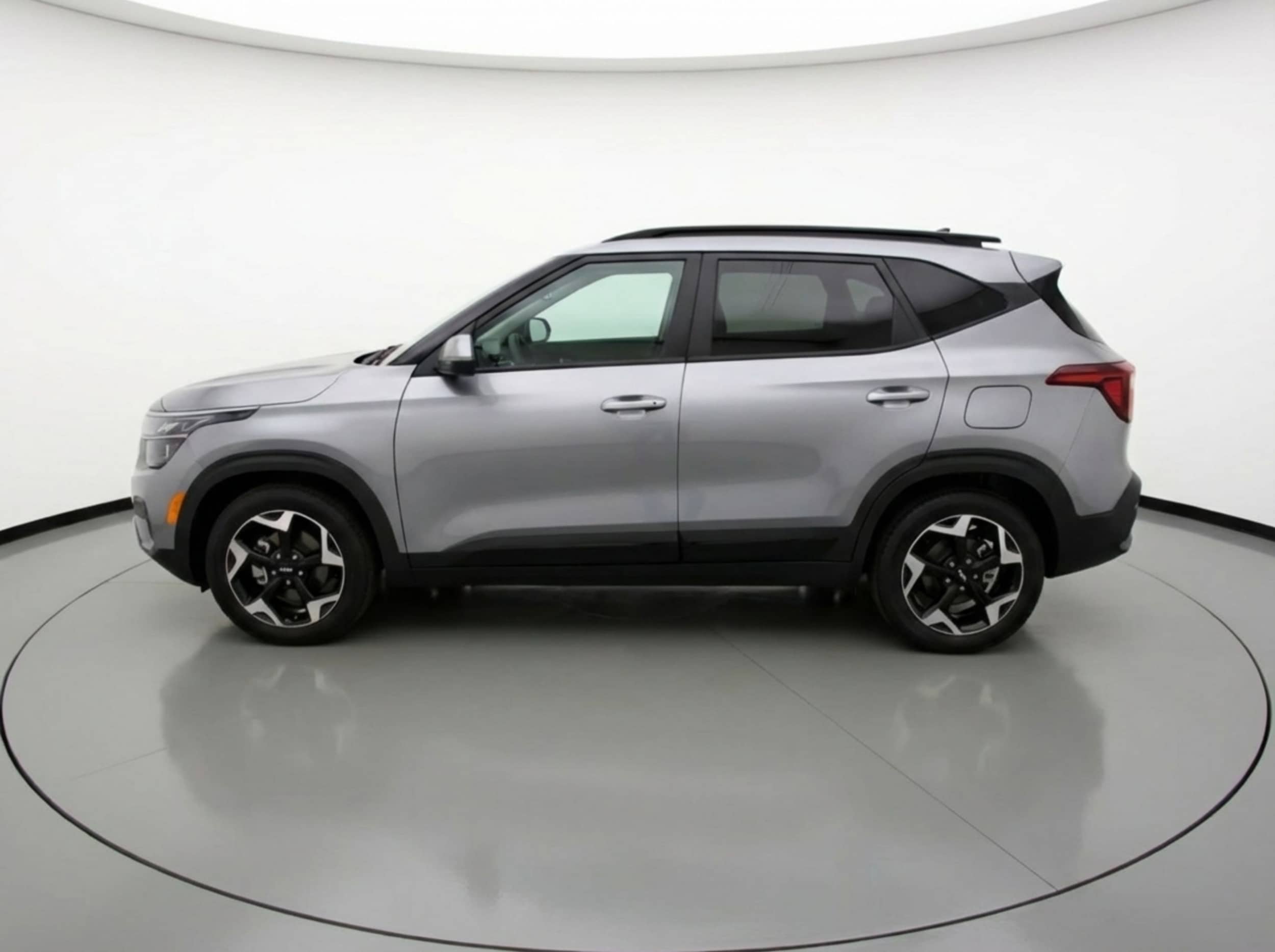 Thumbnail: 2025 Kia Seltos - 4