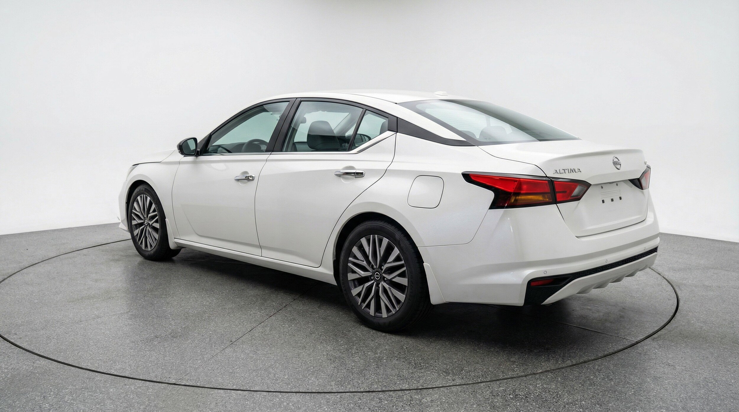 Thumbnail: 2025 Nissan Altima - 6