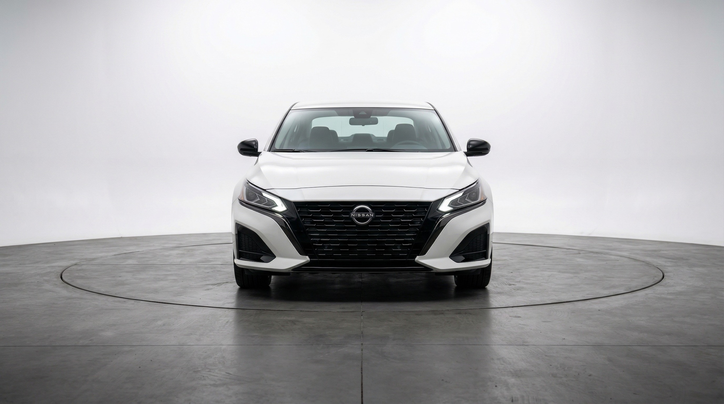 Thumbnail: 2025 Nissan Altima - 2