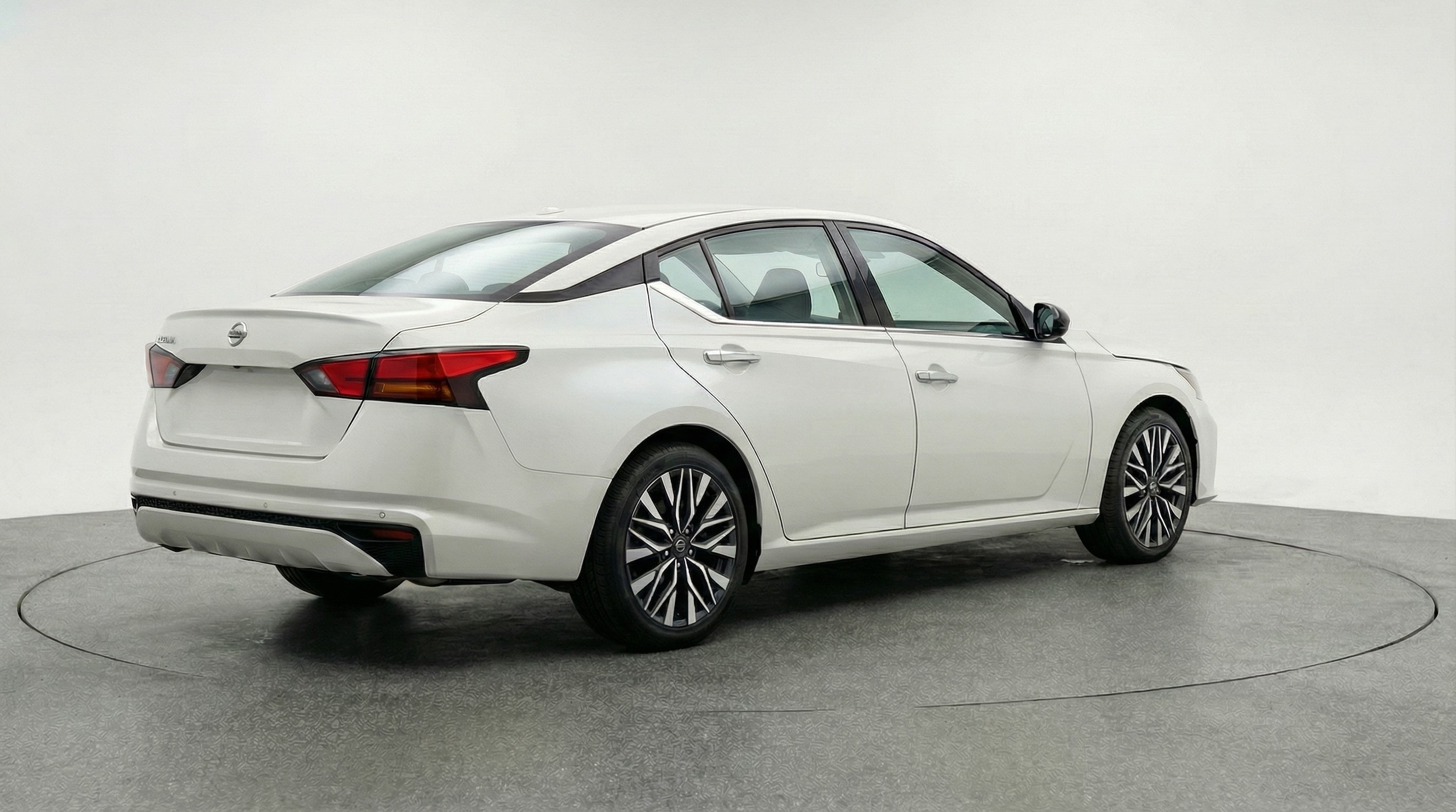 Thumbnail: 2025 Nissan Altima - 7