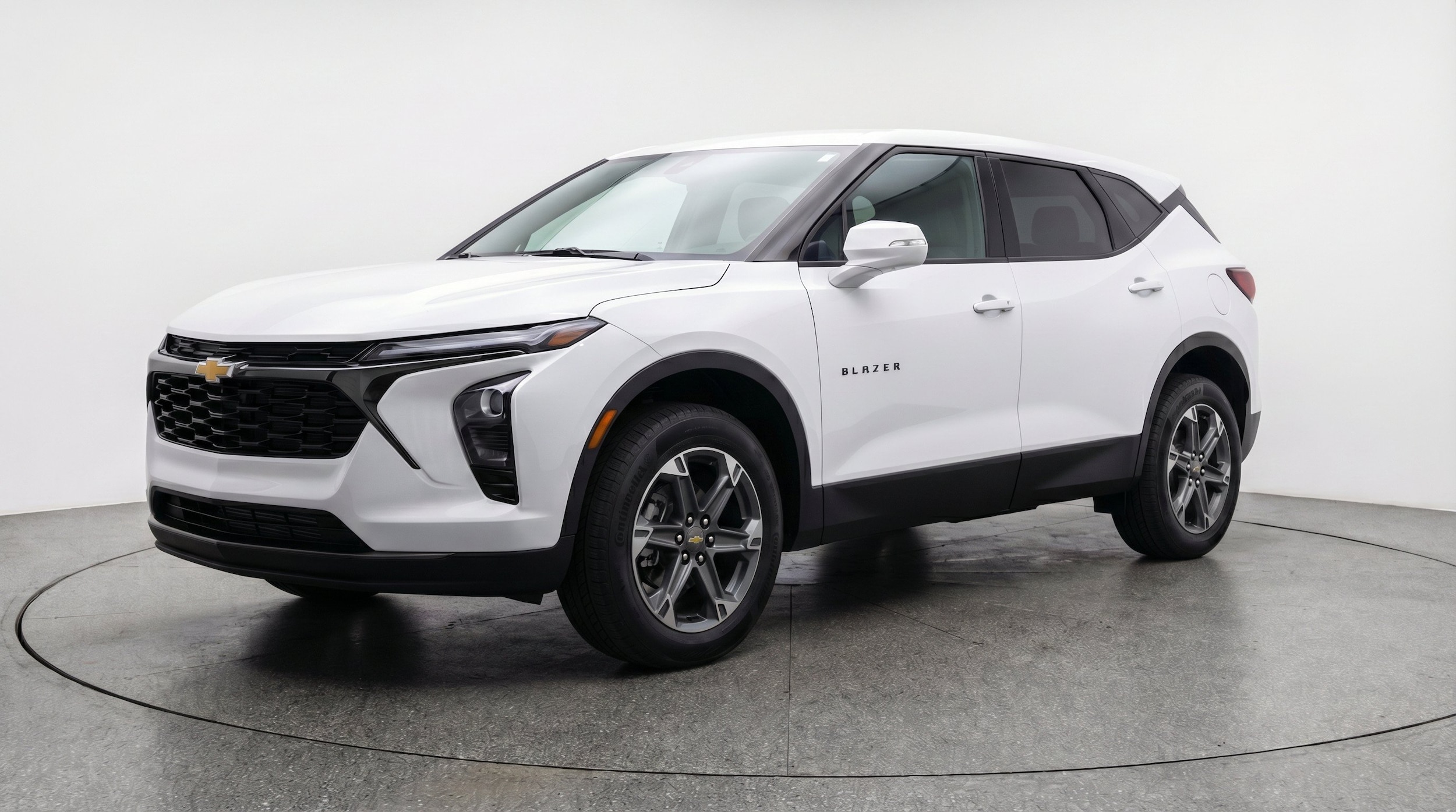 Thumbnail: 2026 Chevrolet Blazer - 3