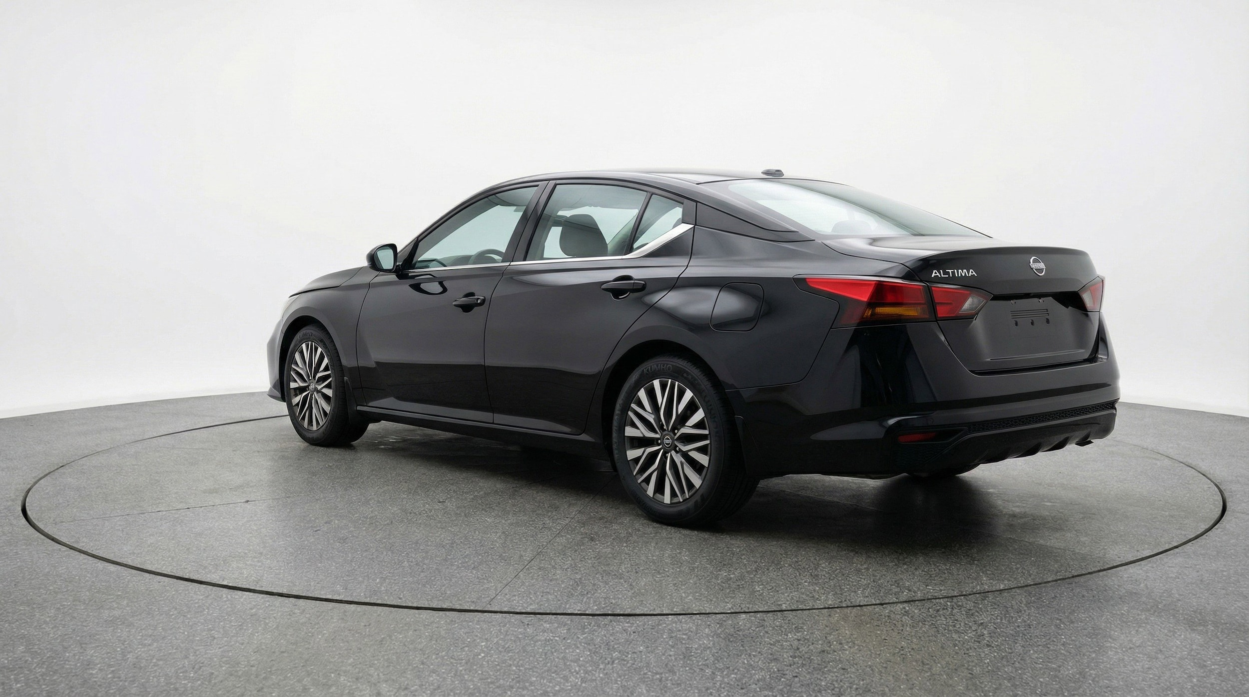 Thumbnail: 2025 Nissan Altima - 6