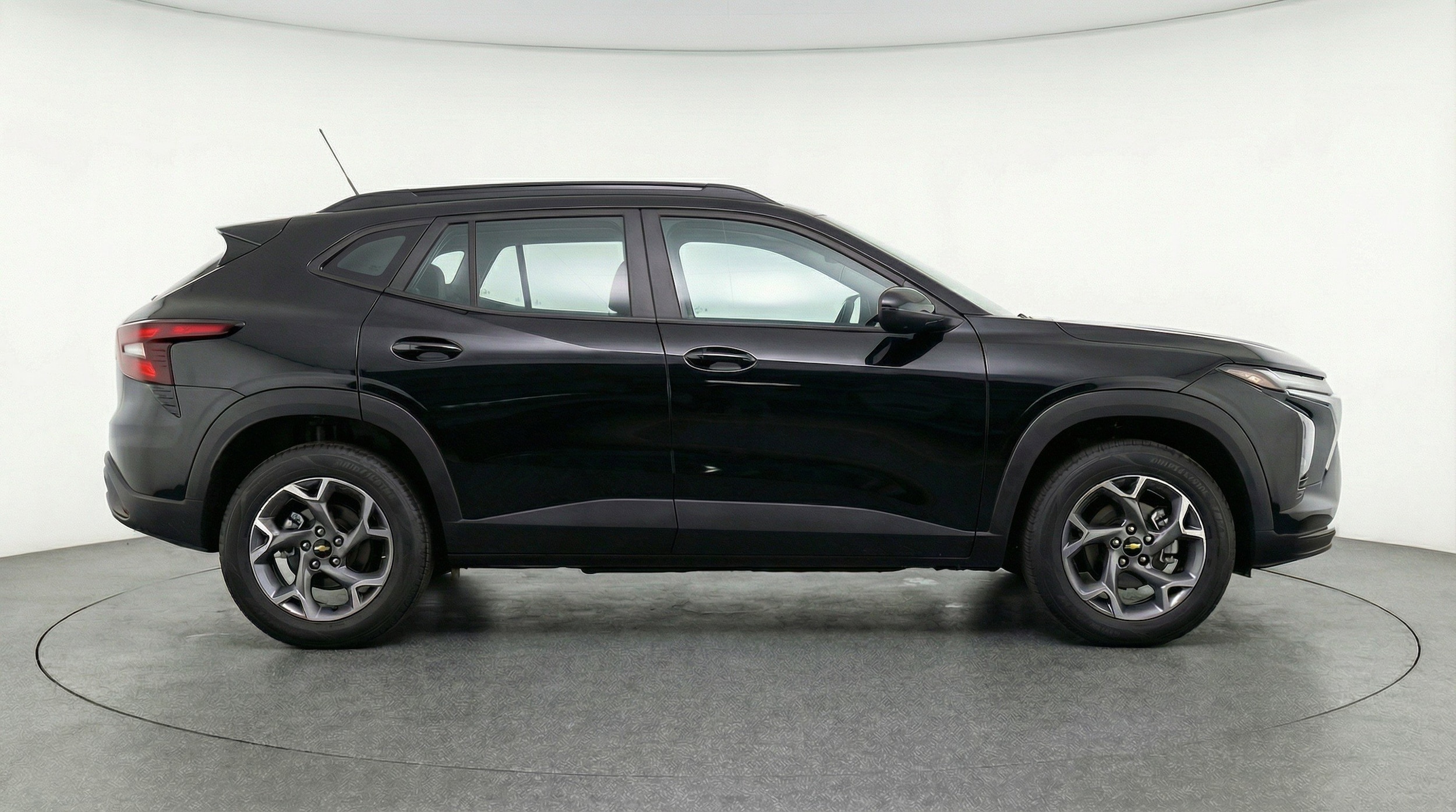 Thumbnail: 2025 Chevrolet Trax - 11