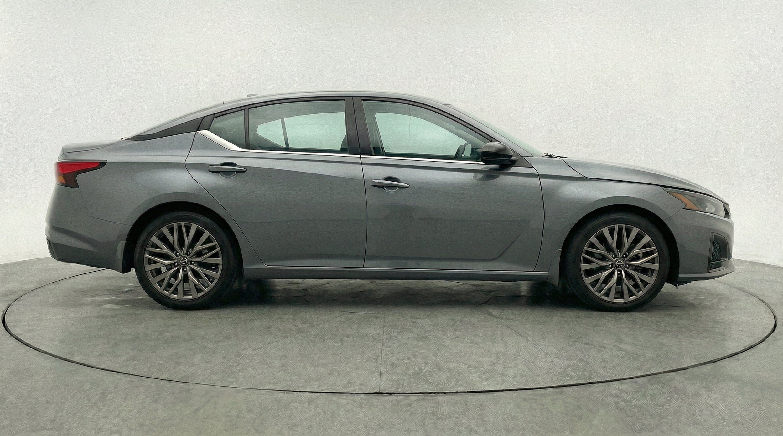Thumbnail: 2025 Nissan Altima - 11