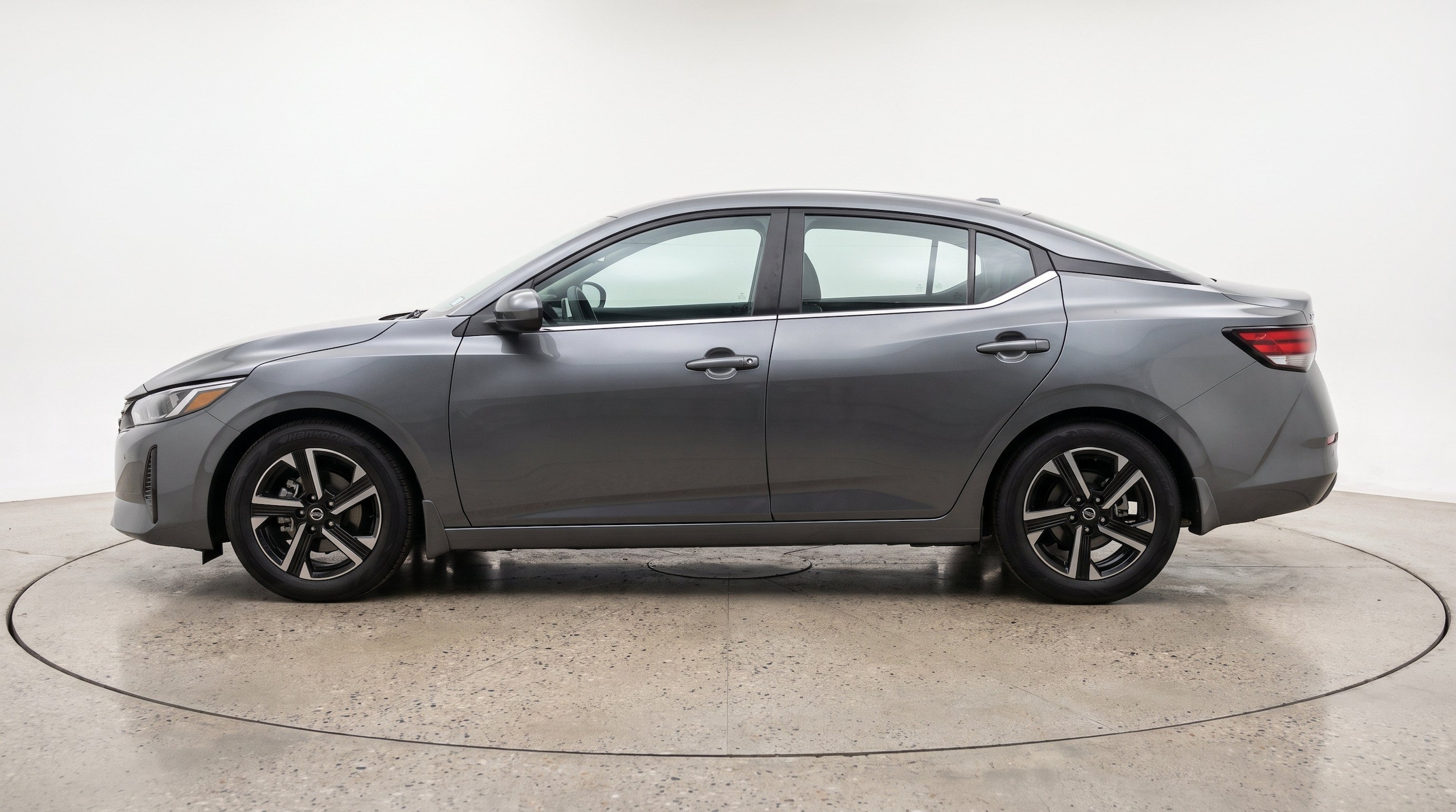 Thumbnail: 2025 Nissan Sentra - 5