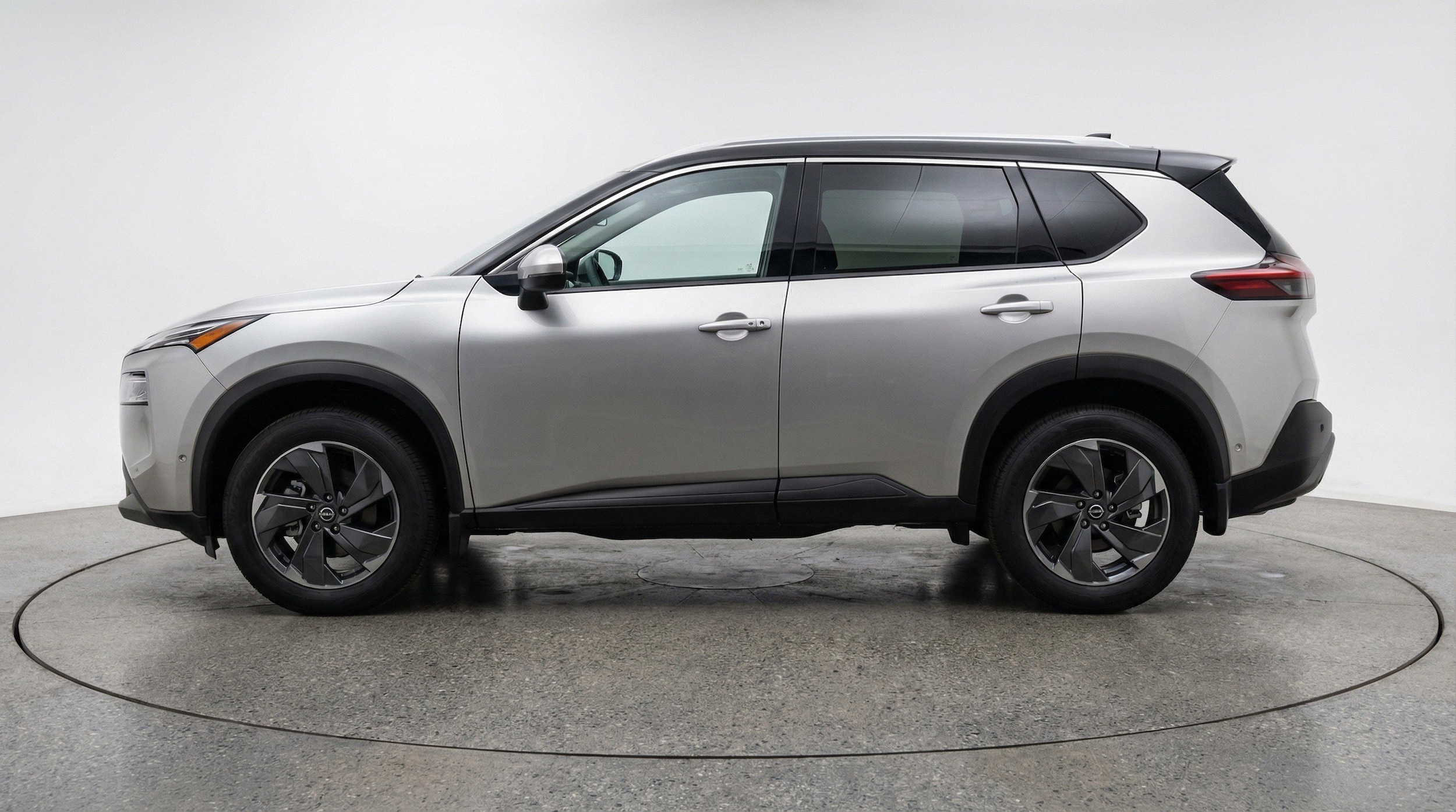 Thumbnail: 2025 Nissan Rogue - 5