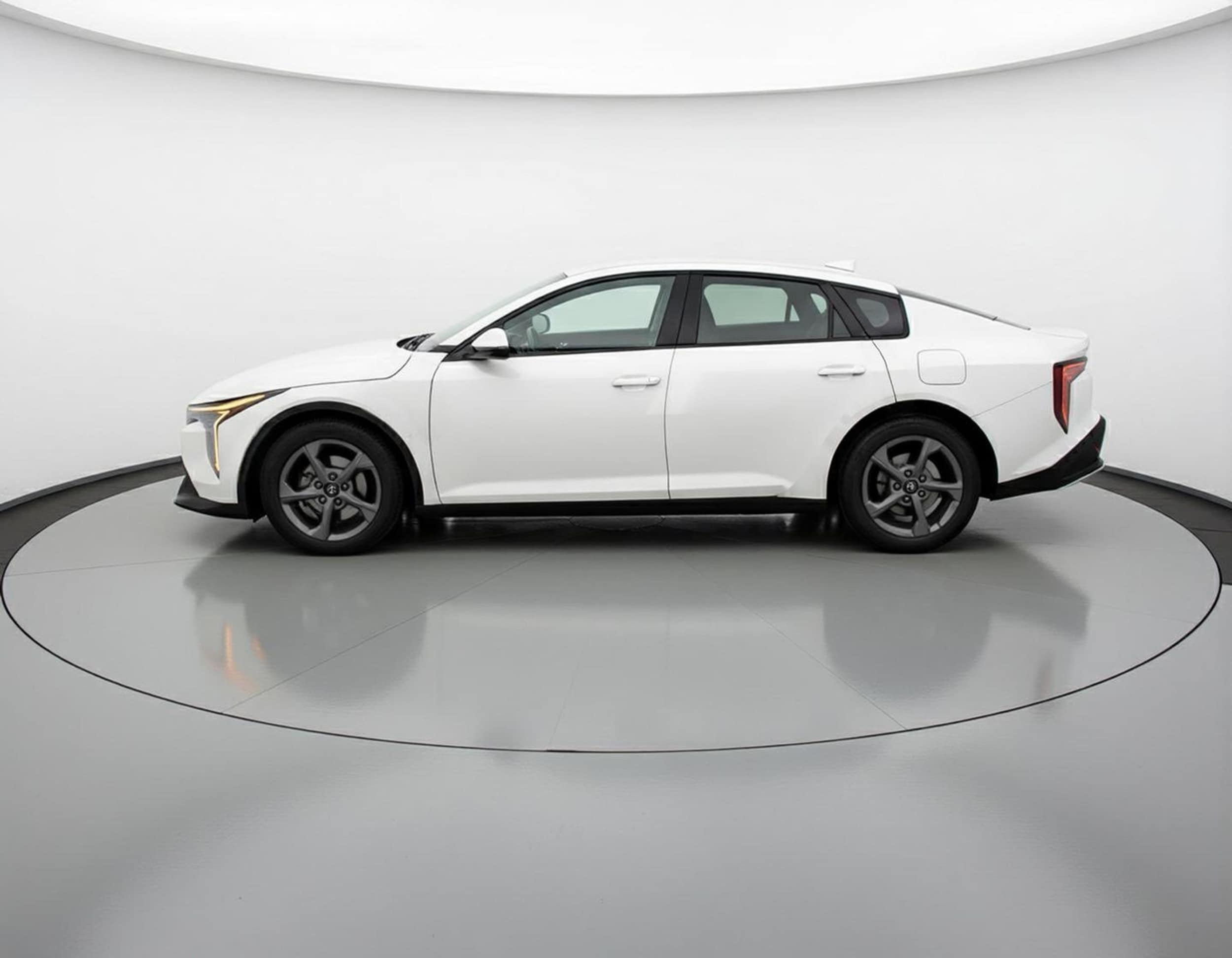 Thumbnail: 2025 Kia K4 - 4