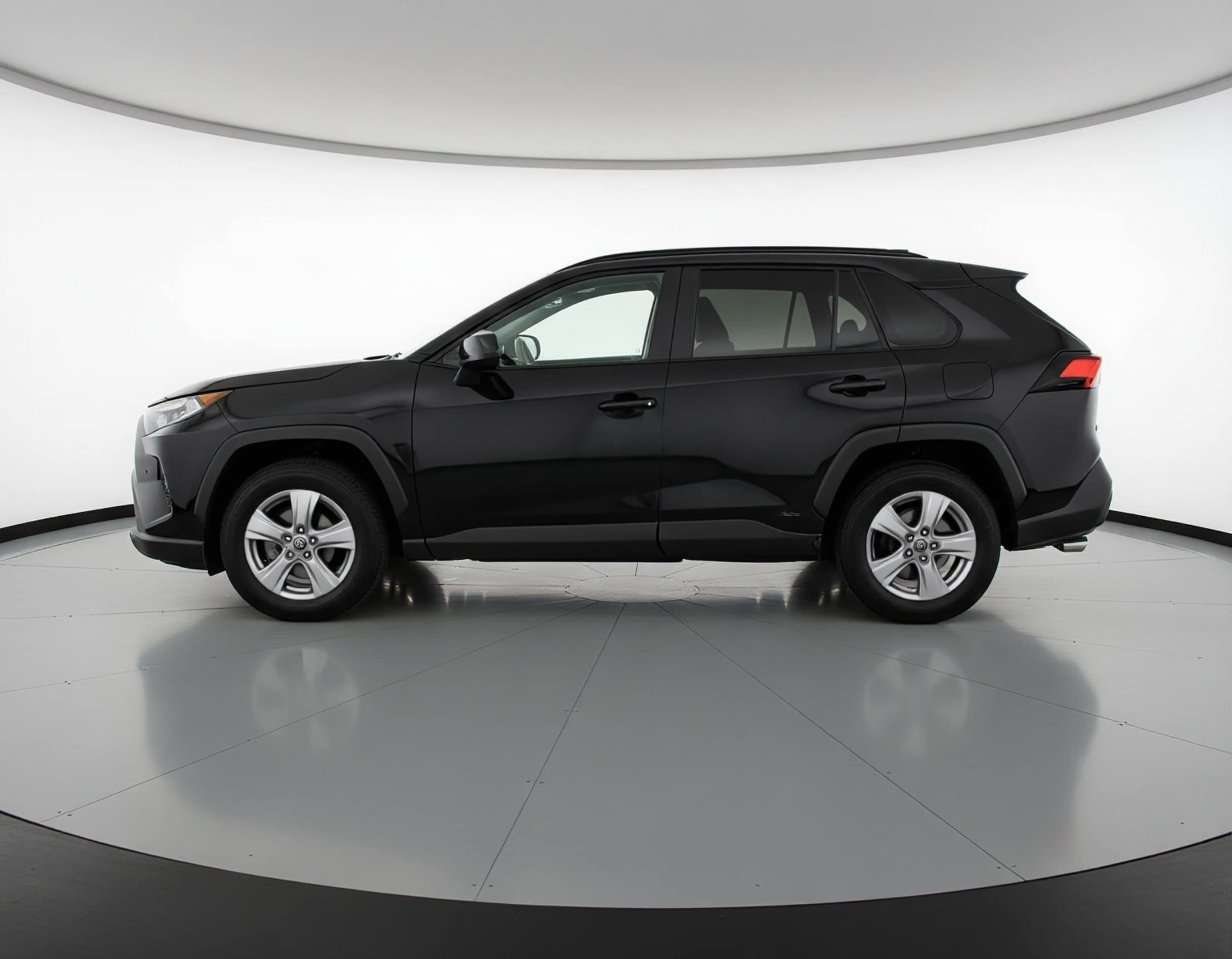 Thumbnail: 2025 Toyota RAV4 - 4