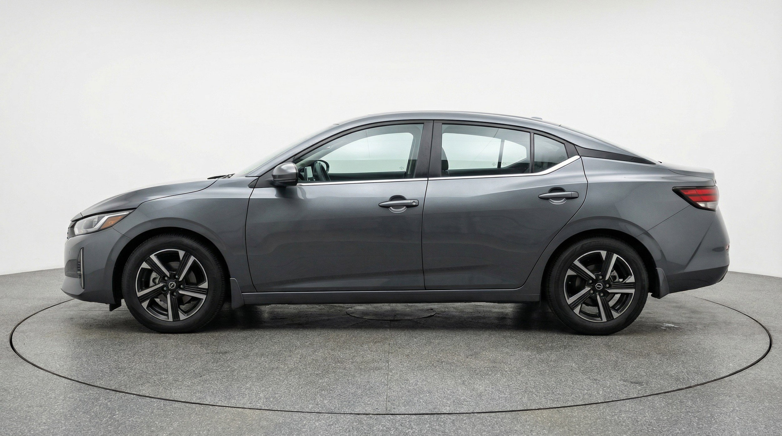 Thumbnail: 2025 Nissan Sentra - 5