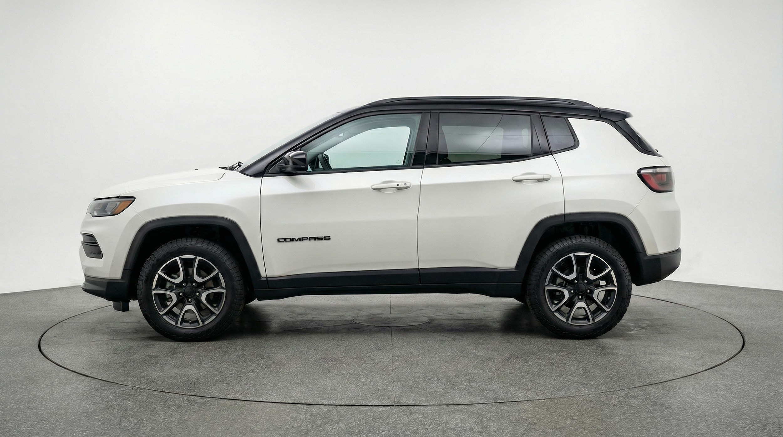 Thumbnail: 2025 Jeep Compass - 4