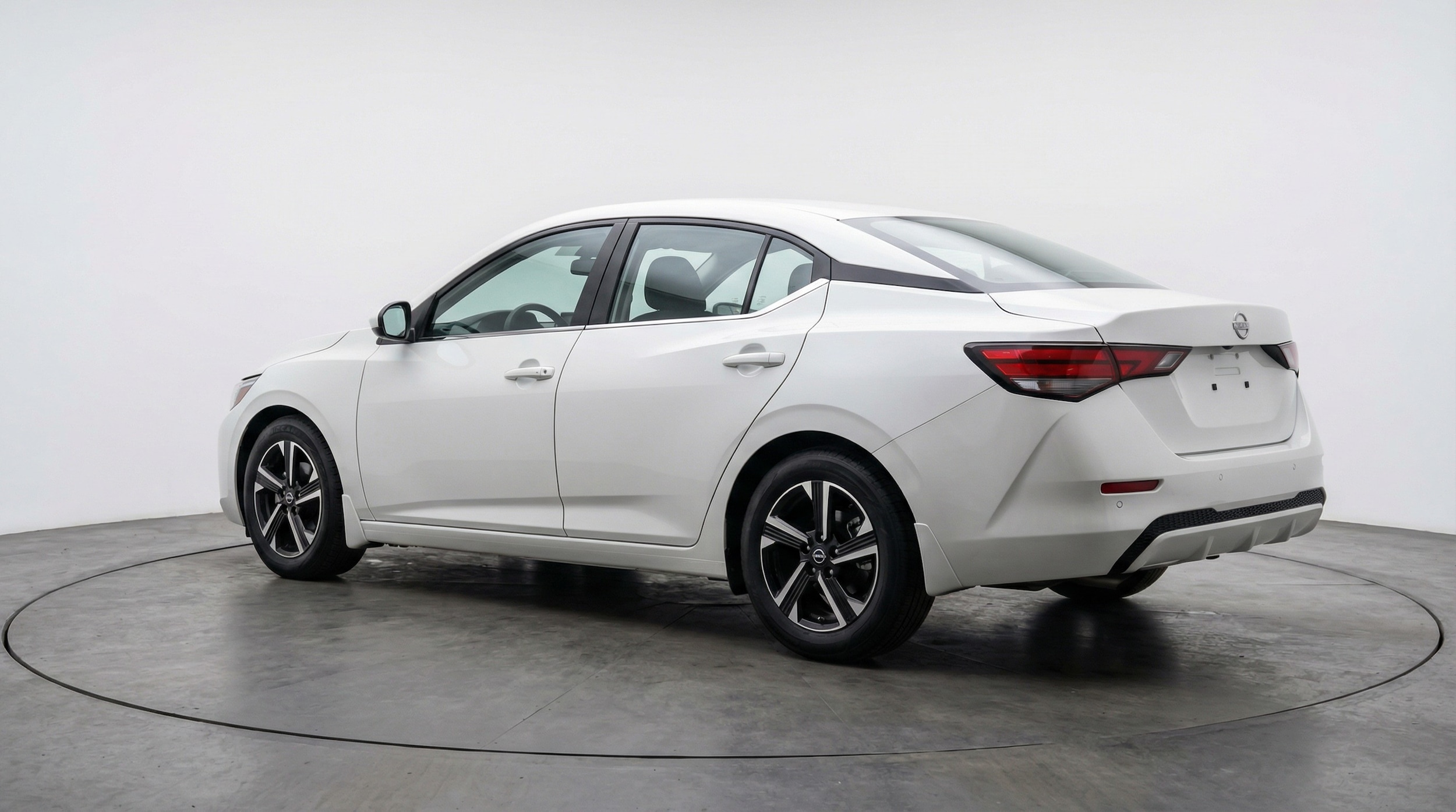 Thumbnail: 2025 Nissan Sentra - 5